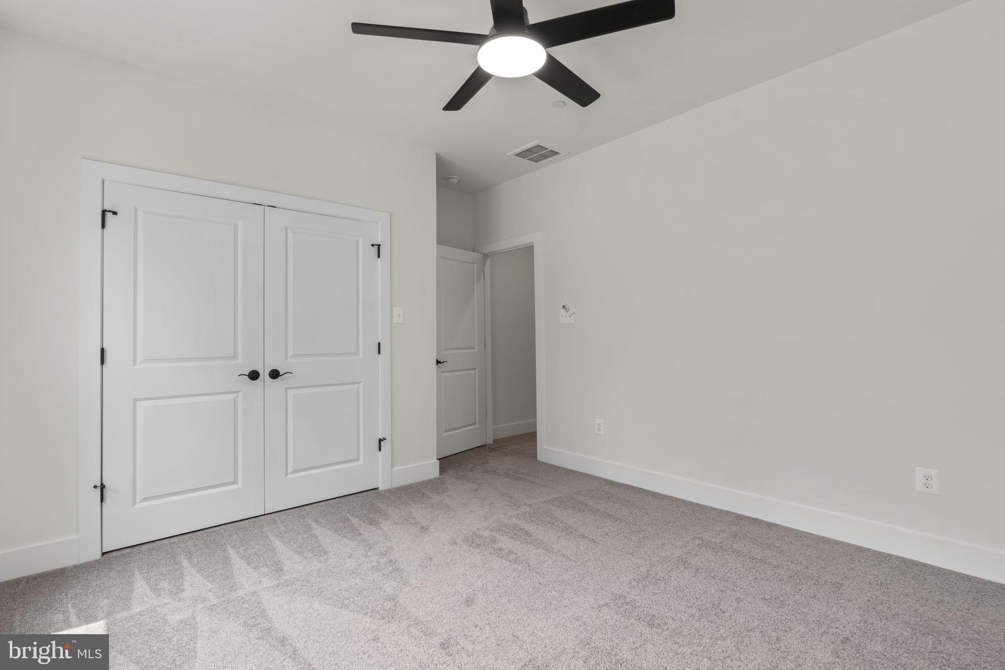 NOB HILL - Residential