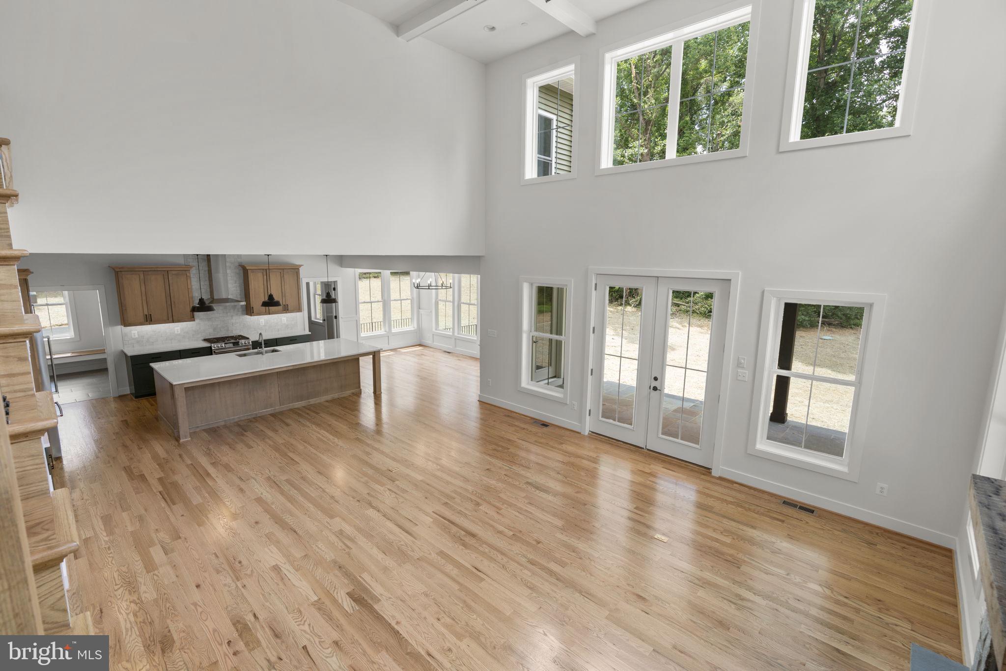 NOB HILL - Residential