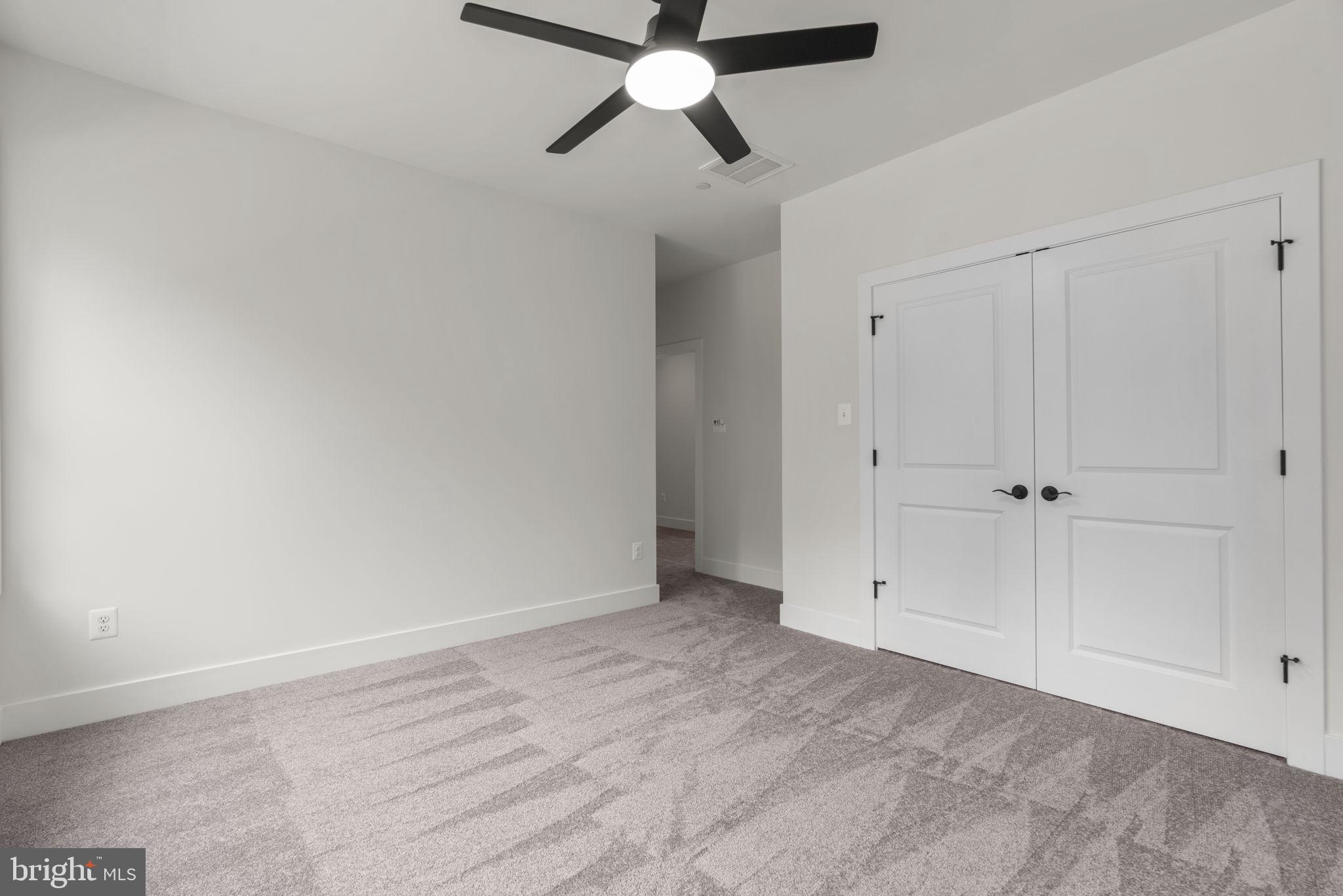 NOB HILL - Residential