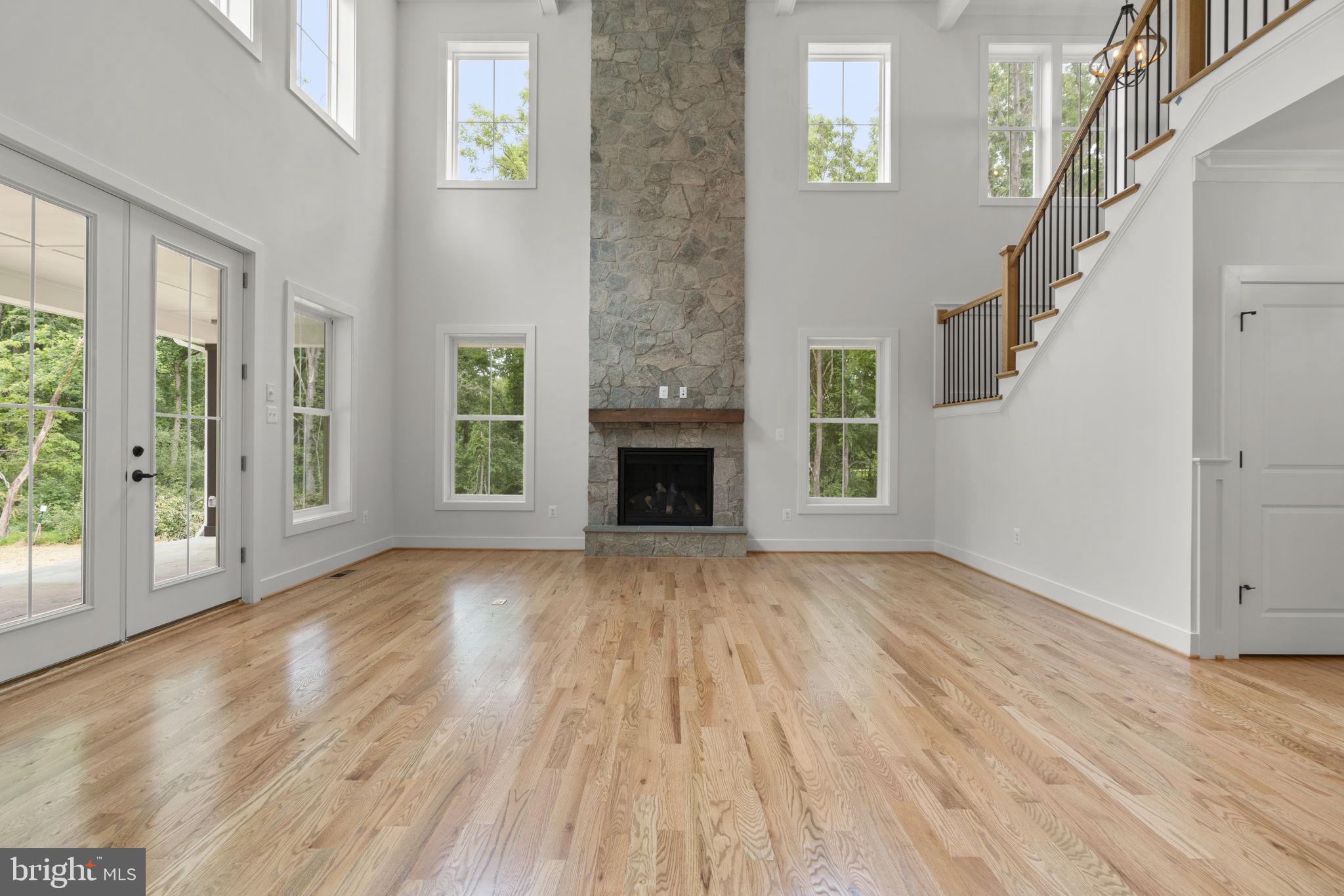 NOB HILL - Residential