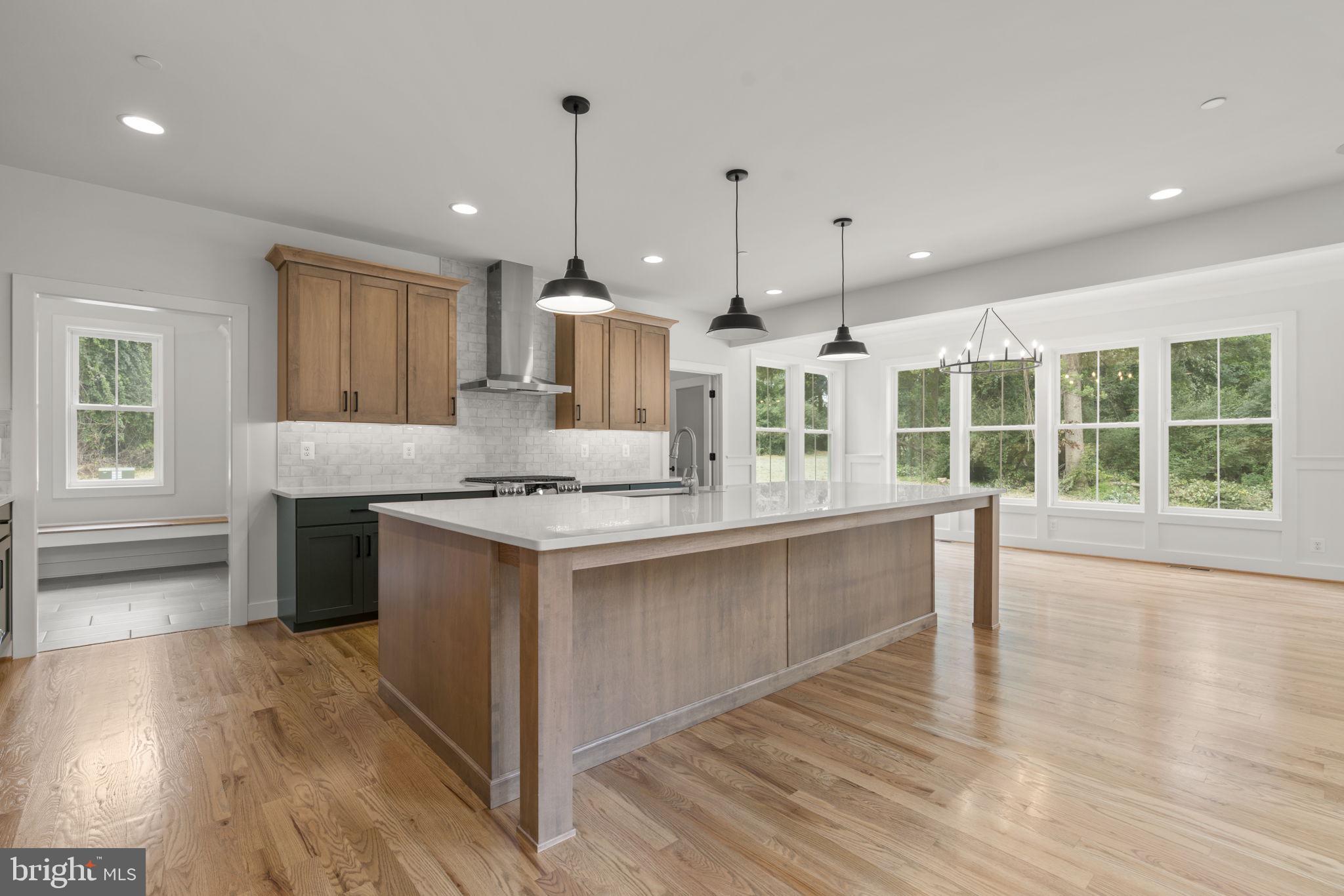 NOB HILL - Residential