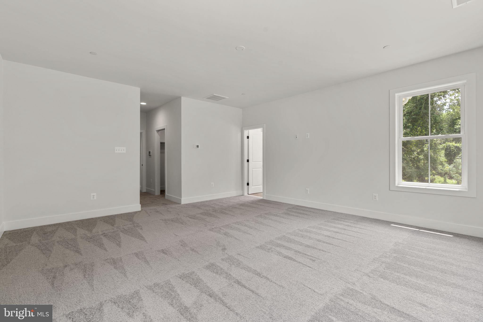 NOB HILL - Residential