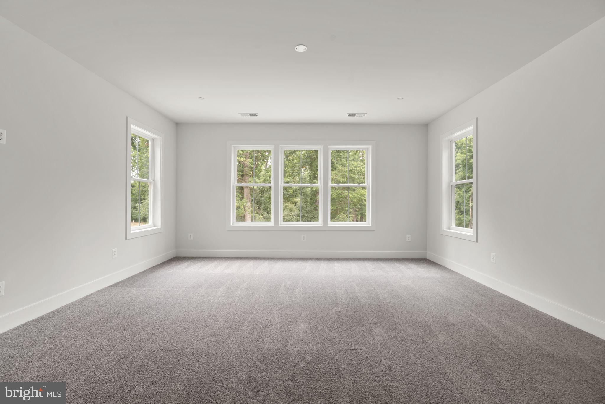 NOB HILL - Residential