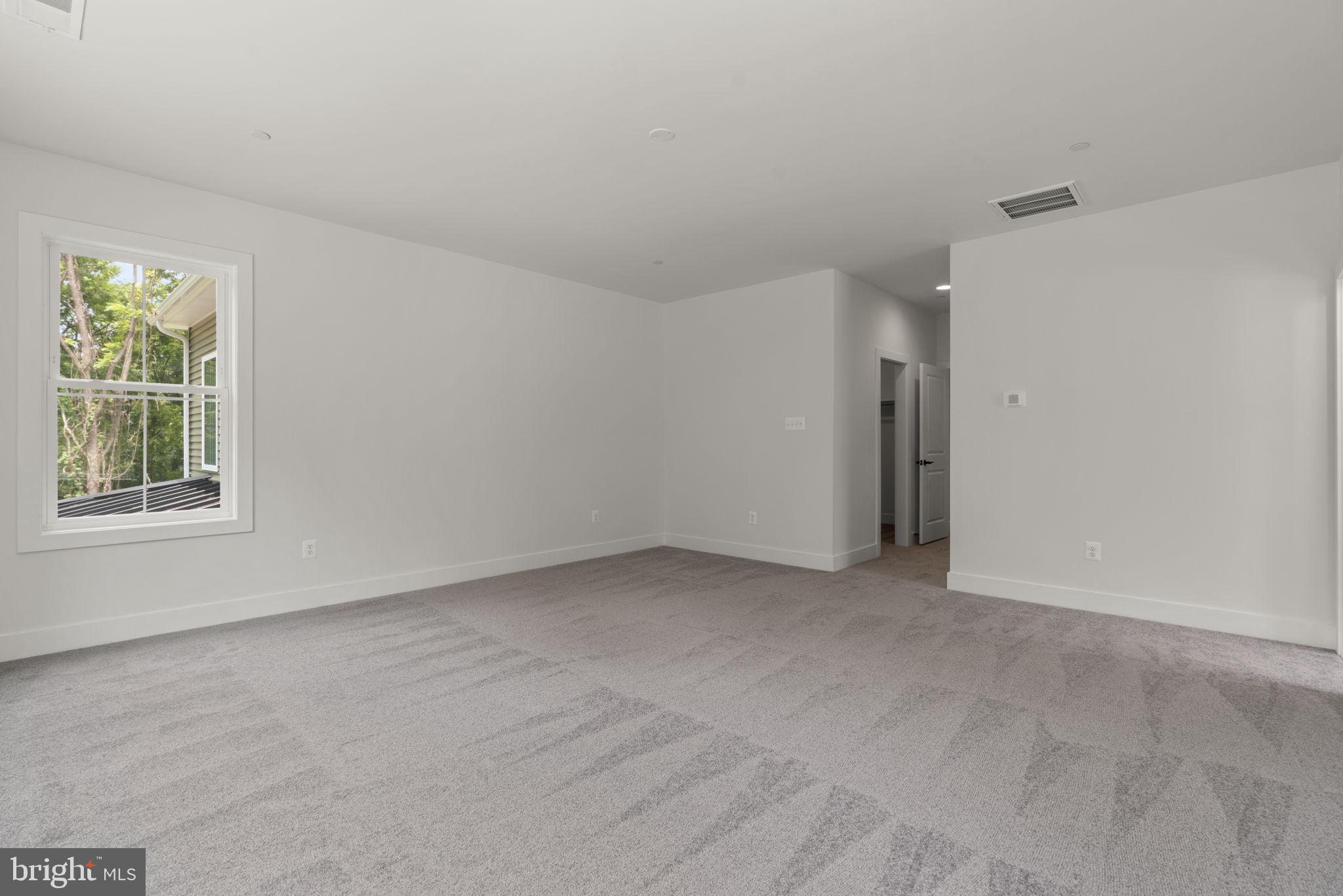 NOB HILL - Residential