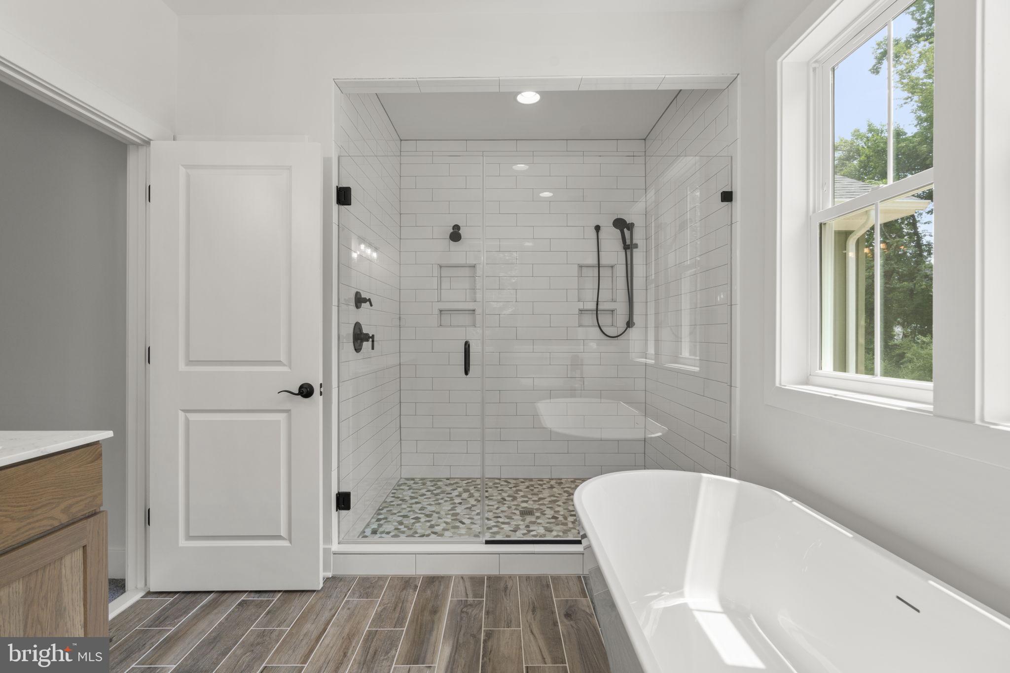 NOB HILL - Residential