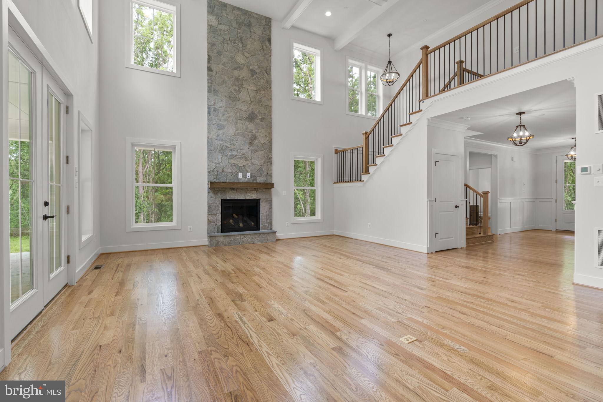 NOB HILL - Residential
