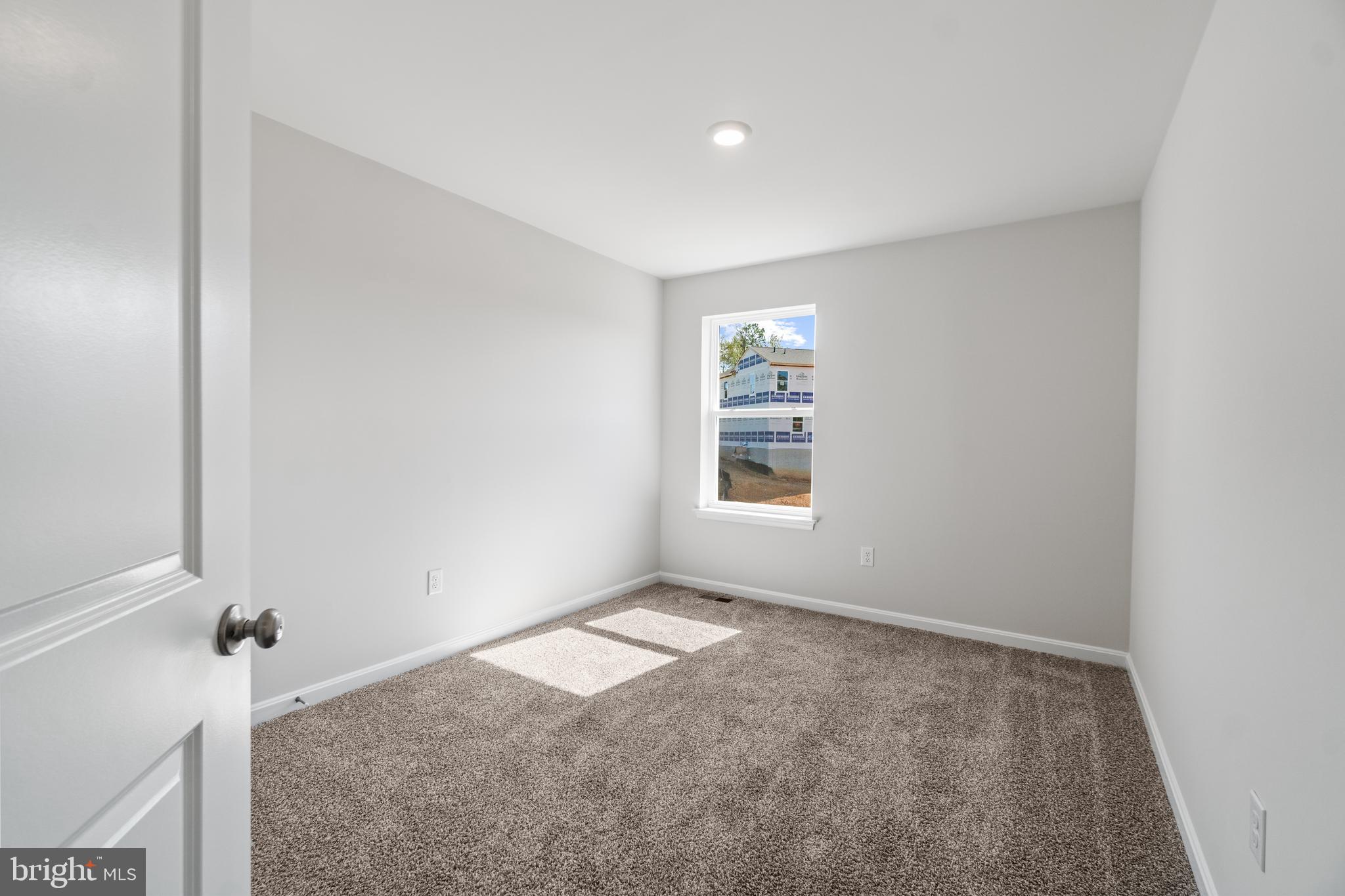 RED HILL - Residential