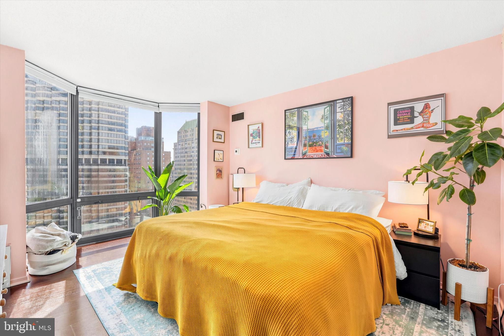 RITTENHOUSE SQUARE - Residential