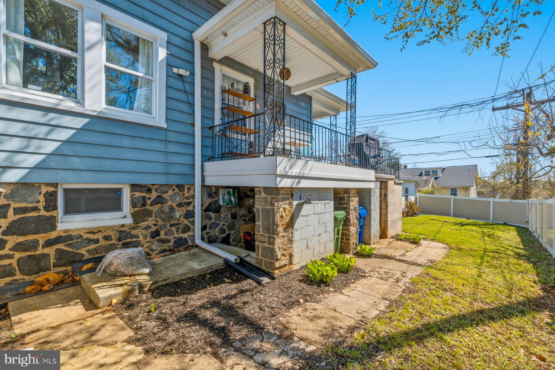 ASHBURTON HISTORIC DISTRICT - Residential