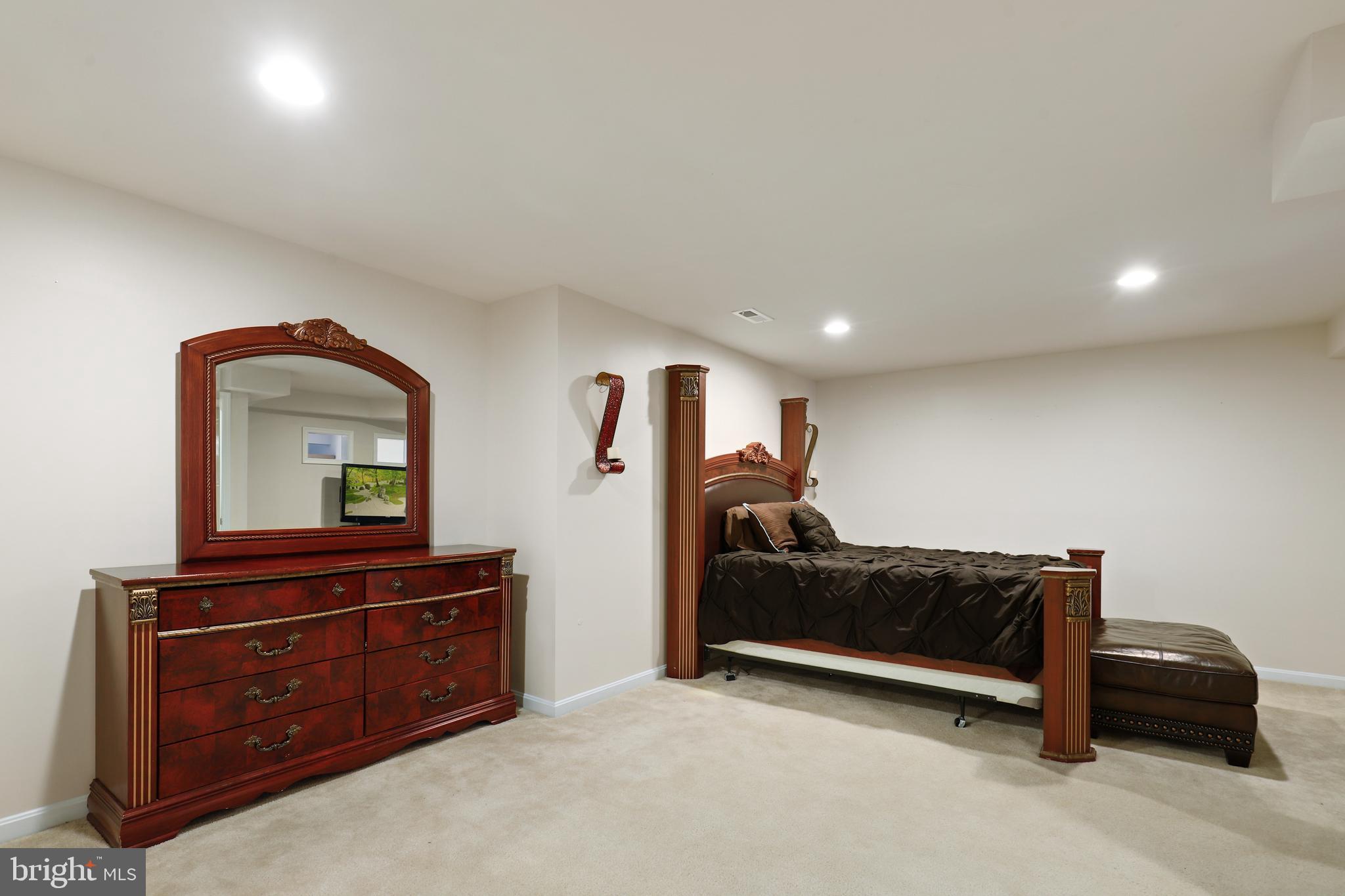 EWELLS MILL ESTATES - Residential