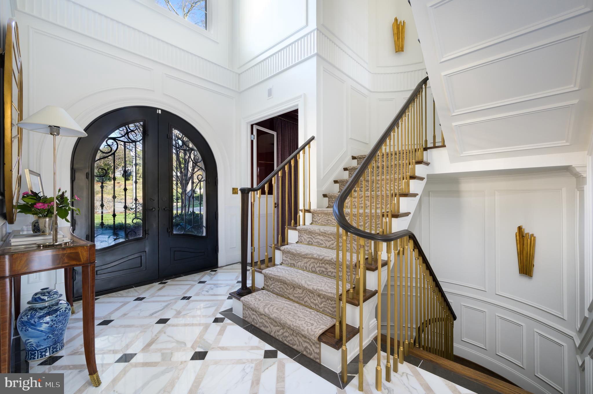 SPRING VALLEY - Residential