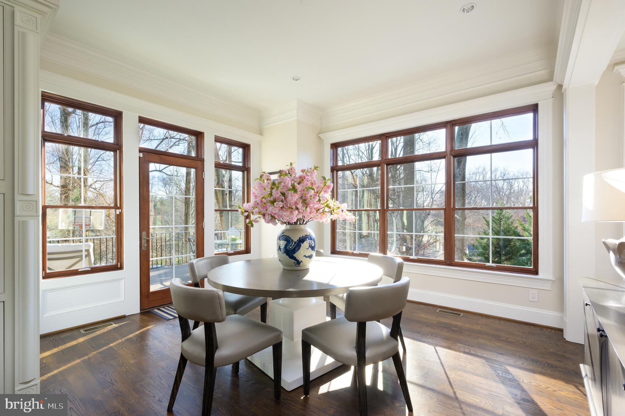 SPRING VALLEY - Residential