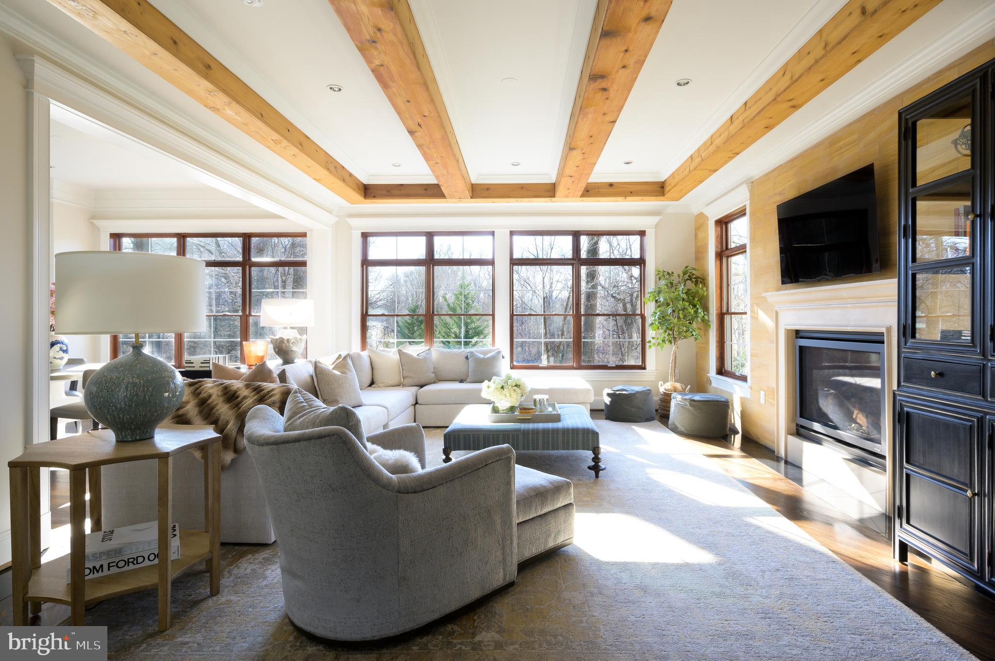 SPRING VALLEY - Residential