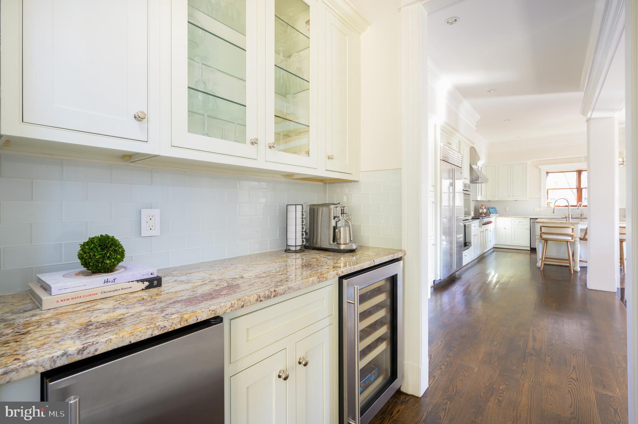 SPRING VALLEY - Residential