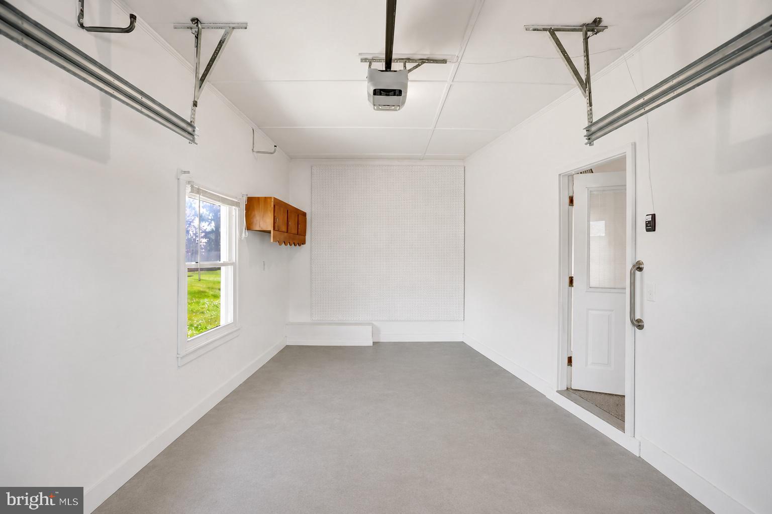BROWN - Residential