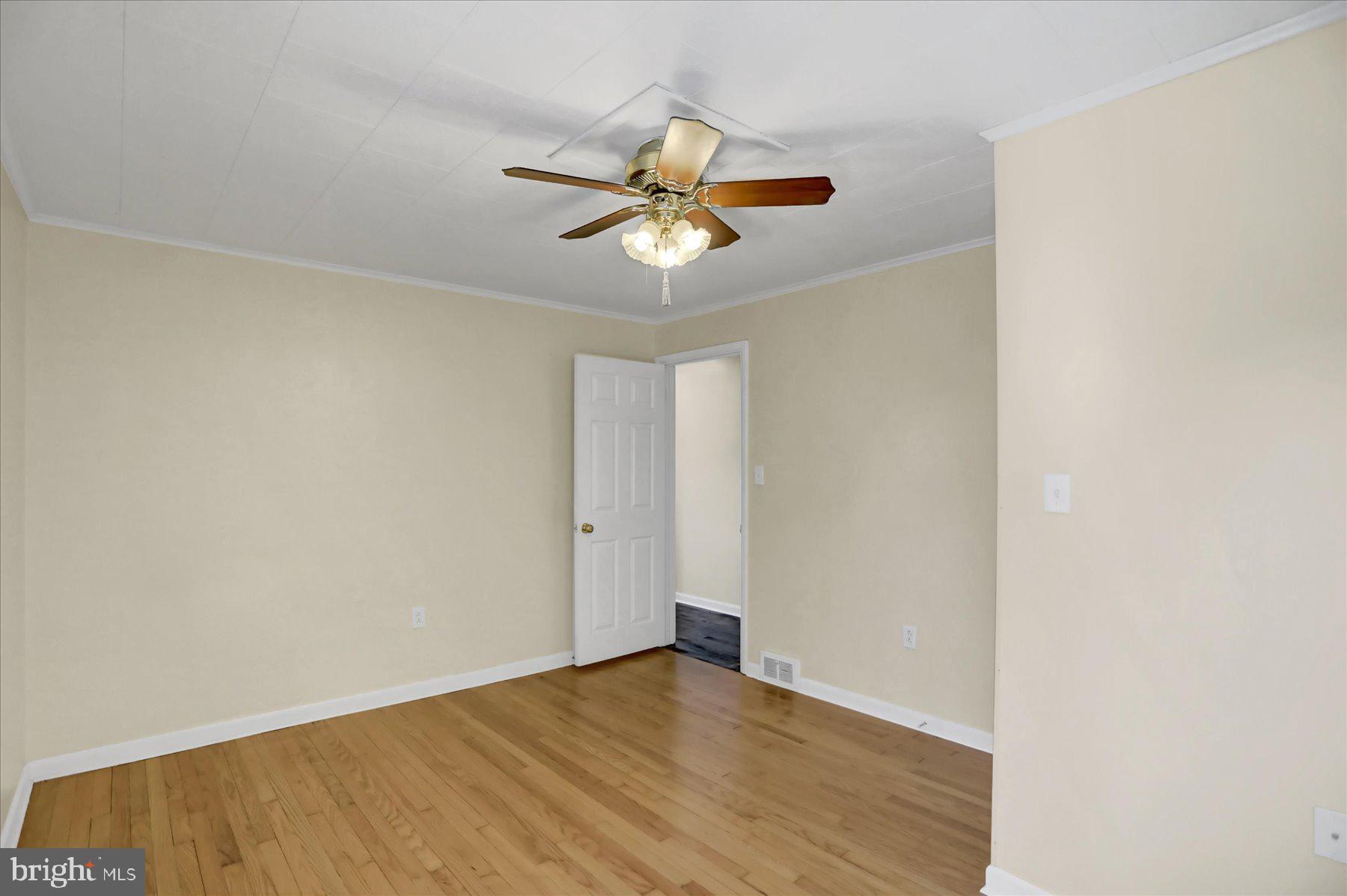 BROWN - Residential