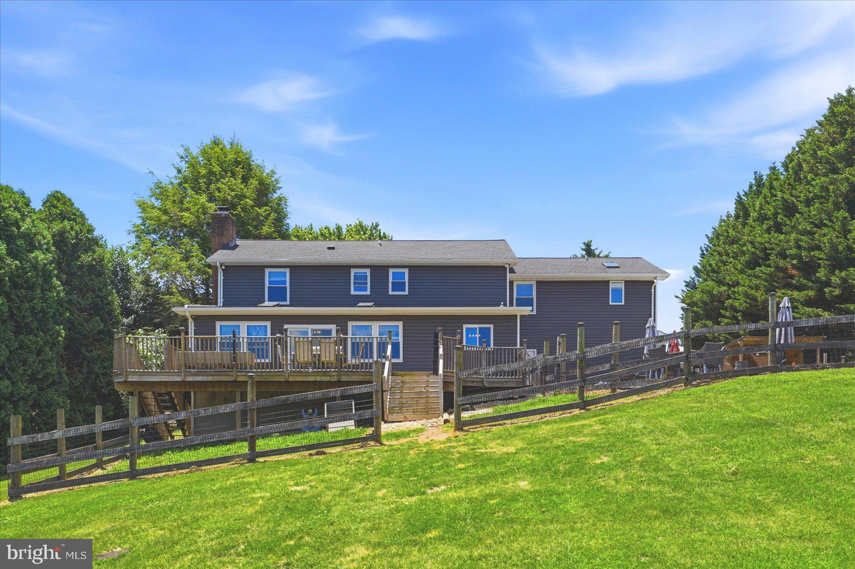 GREENFIELDS - Residential