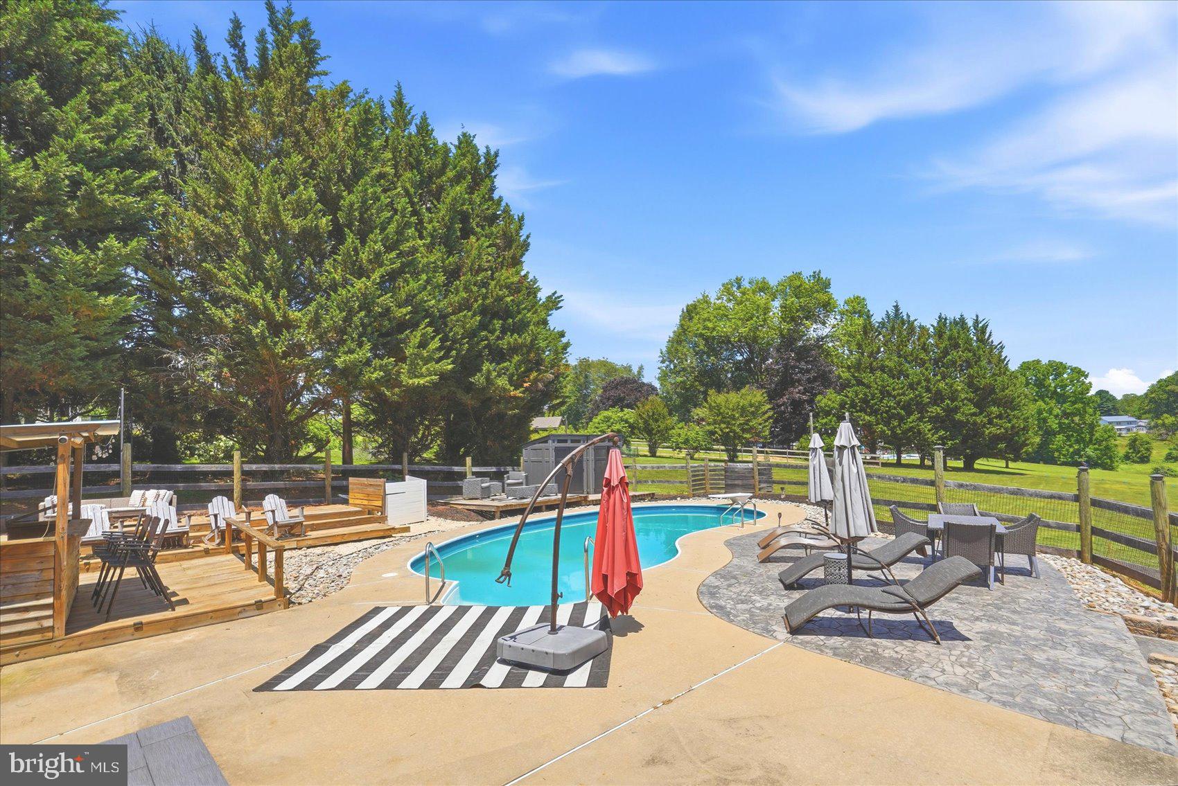 GREENFIELDS - Residential