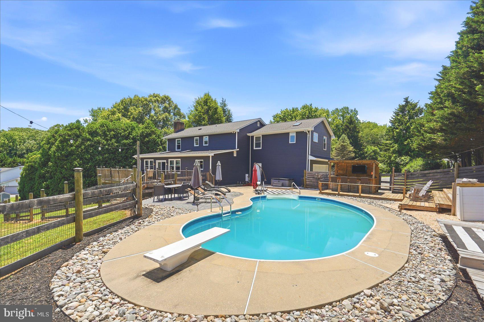 GREENFIELDS - Residential