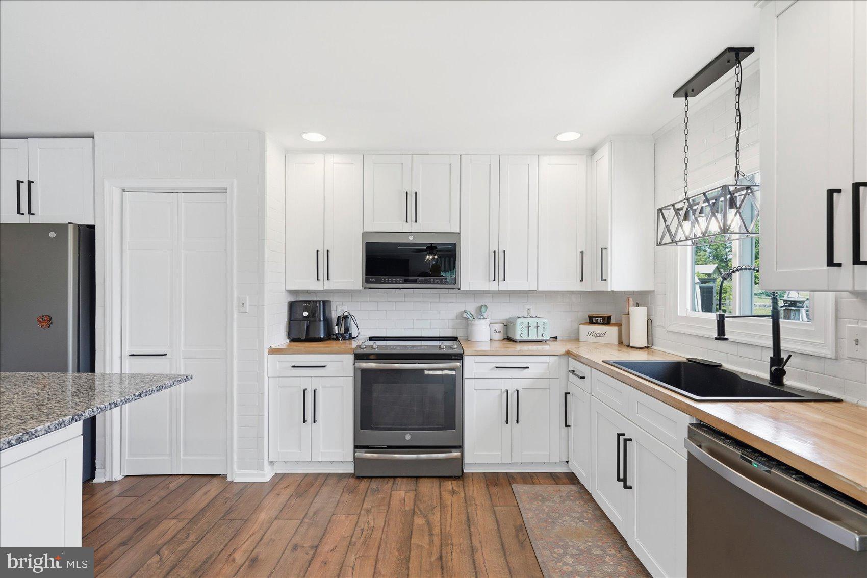 GREENFIELDS - Residential