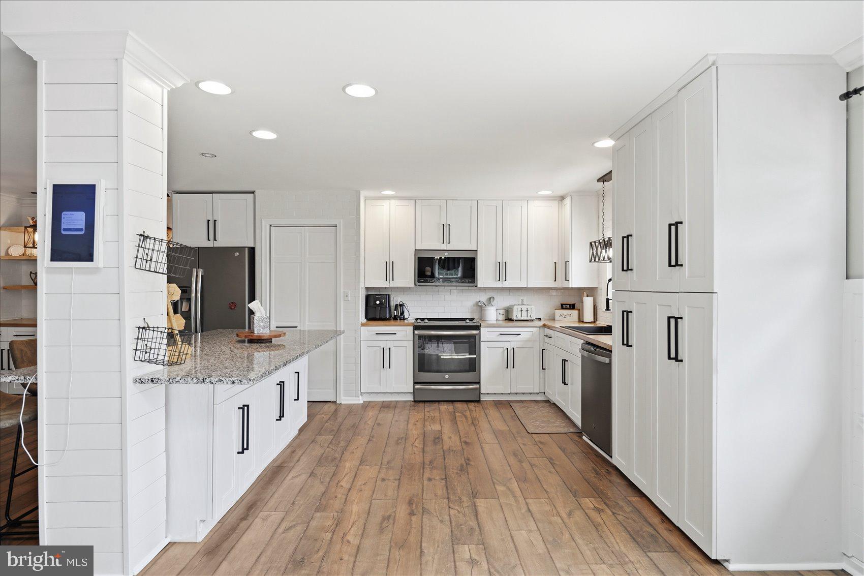 GREENFIELDS - Residential