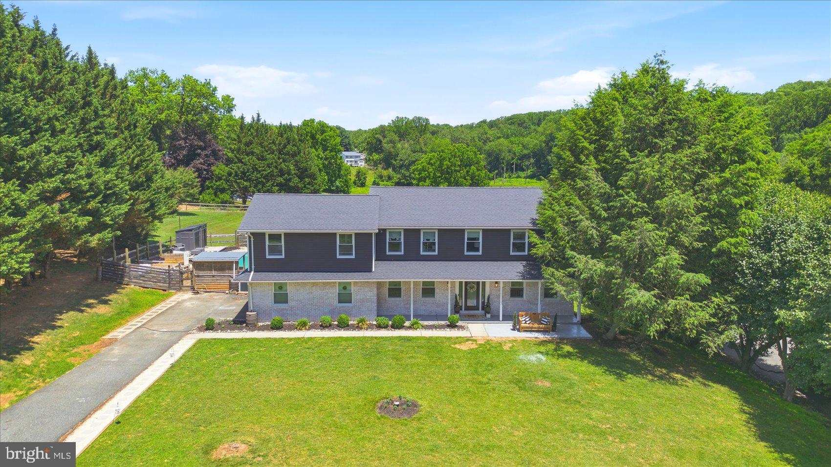 GREENFIELDS - Residential