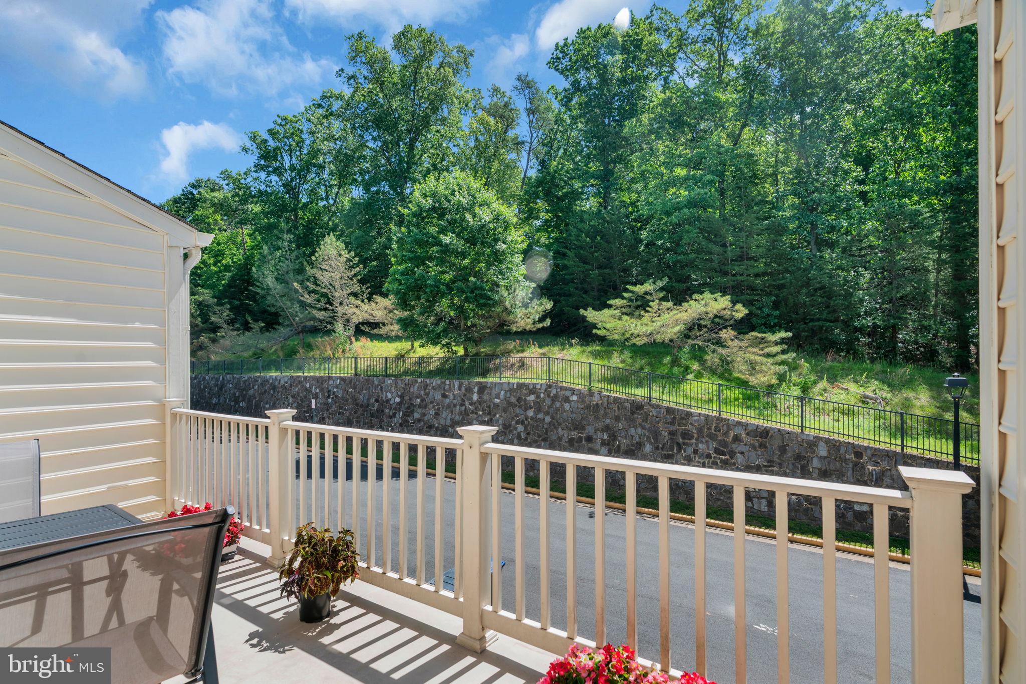 THE TOWNES CONDOMINIUM - Residential