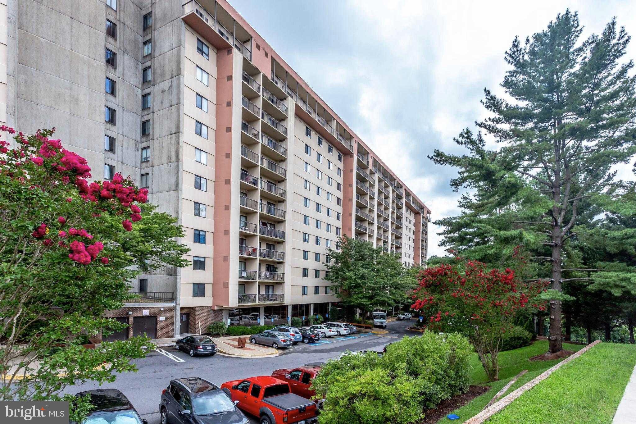 Motivated seller, will pay the first six of the condo fees. A beautifully renovated and accessible 3‑bedroom, 2.5‑bath condominium offering bright, open living and peaceful park‑side views. Updated in August - November 2025, this turn‑key home features fresh paint, luxury vinyl plank flooring, and picture‑view windows in every bedroom that fill the space with natural light.
The upgraded kitchen shines with new cabinetry, granite countertops, stainless steel appliances, and abundant storage — perfect for everyday cooking or hosting. The bathrooms have been thoughtfully refreshed with new vanities featuring quartz countertops, waterproof tile, and modern lighting for a clean, contemporary feel.
A spacious private balcony extends your living space outdoors, ideal for morning coffee or evening relaxation overlooking the park. The flexible layout includes two full bedrooms plus an additional room that can serve as a home office or third bedroom.
Designed with handicap accessibility, the unit also includes assigned covered parking and extra storage space, additional conveniences include on-site daycare, and a salon adding convenience and value. Offering effortless connectivity to Washington, DC and the entire region, this location places you just 7.5 miles from Reagan National Airport, 25 miles from Dulles International, and 41.5 miles from BWI. Amtrak service is also close by, with stations in Alexandria (6 miles) and Washington, DC’s Union Station (11 miles), making regional and long‑distance travel exceptionally convenient.
Move‑in ready and beautifully updated, Unit 519 offers comfort, accessibility, and a serene setting just steps from green space.
Please note: photos are virtually staged.
