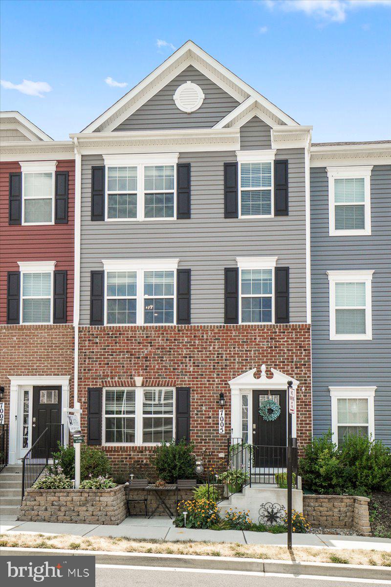 WESTVIEW SOUTH - Residential