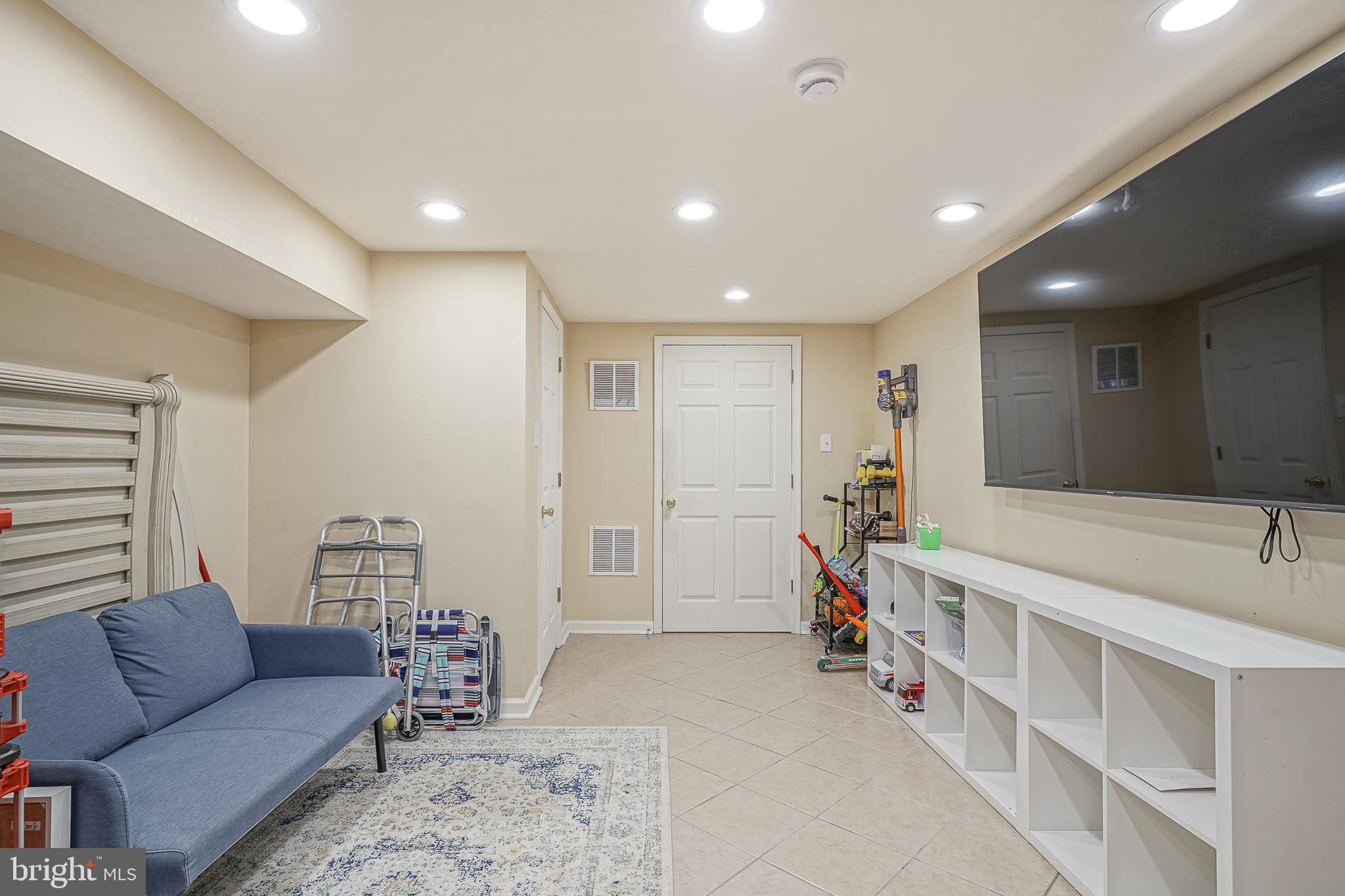 MARCONI PARK EAST - Residential