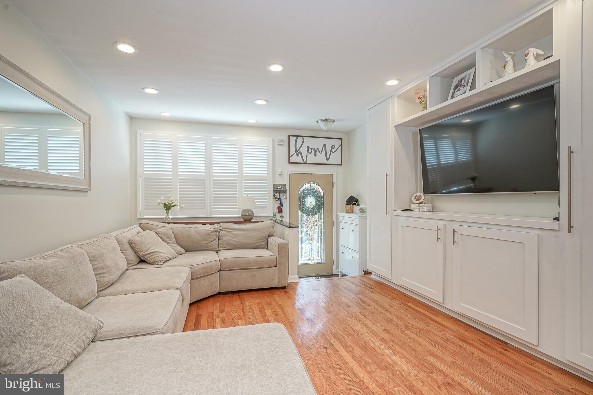 MARCONI PARK EAST - Residential