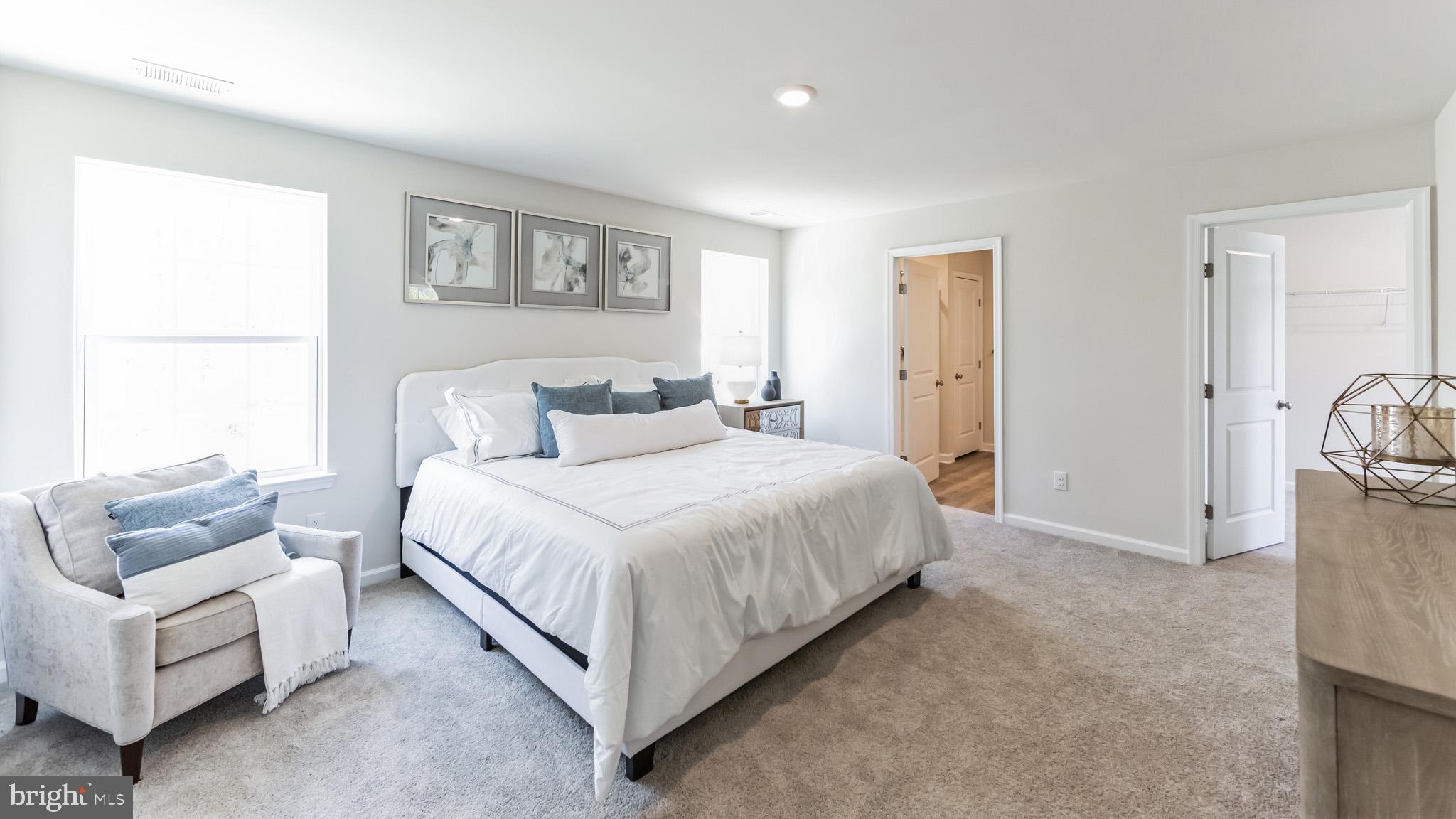STRAWBERRY FIELDS - Residential