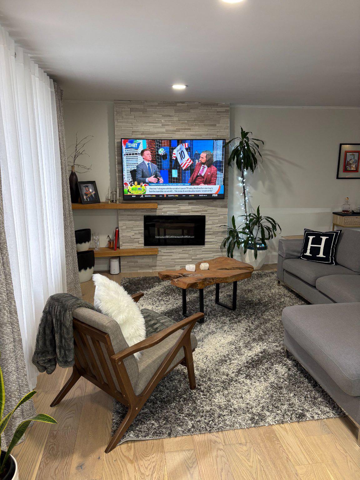 NEWTOWN SQ - Residential