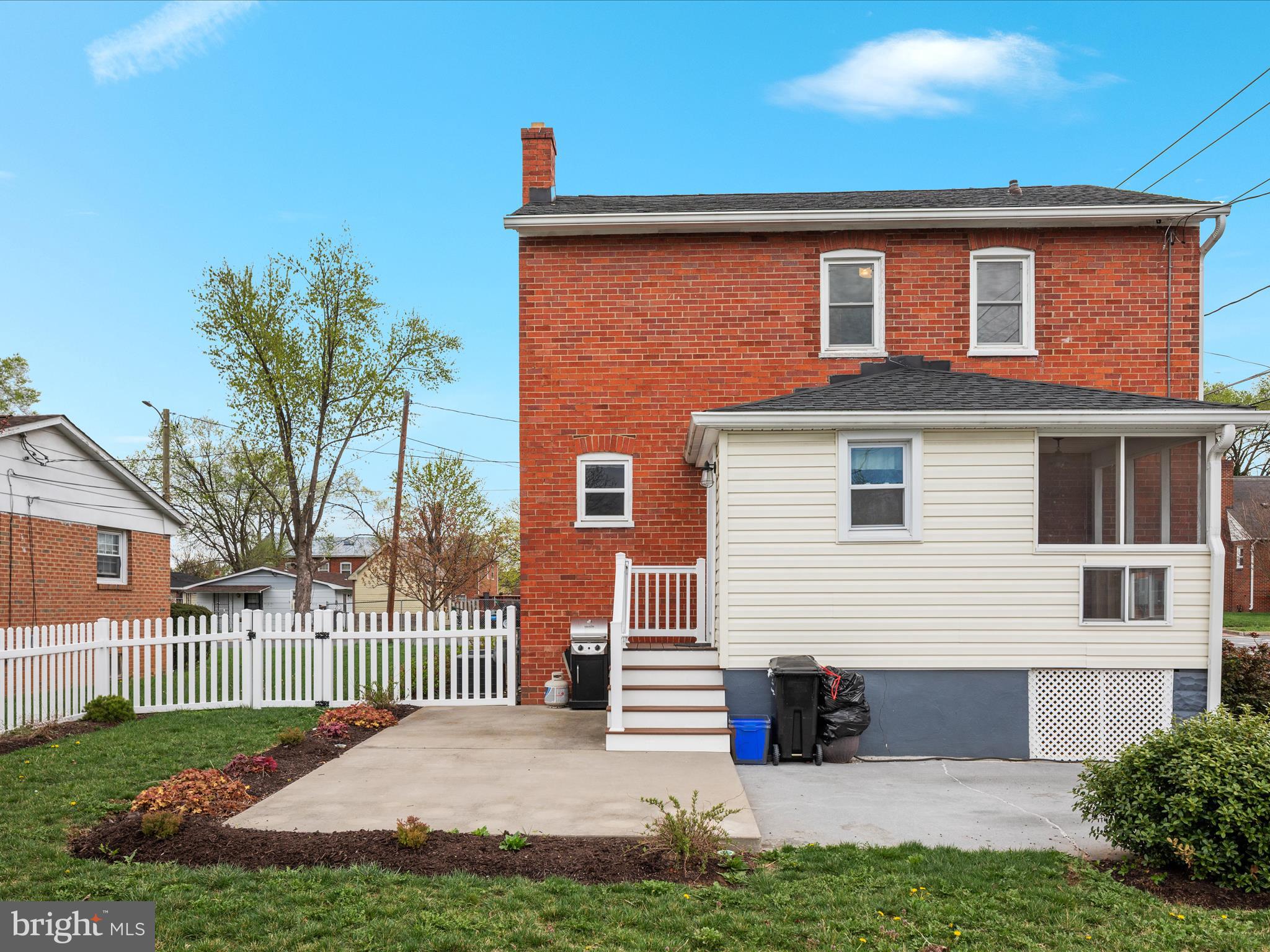 LIBERTY HEIGHTS - Residential