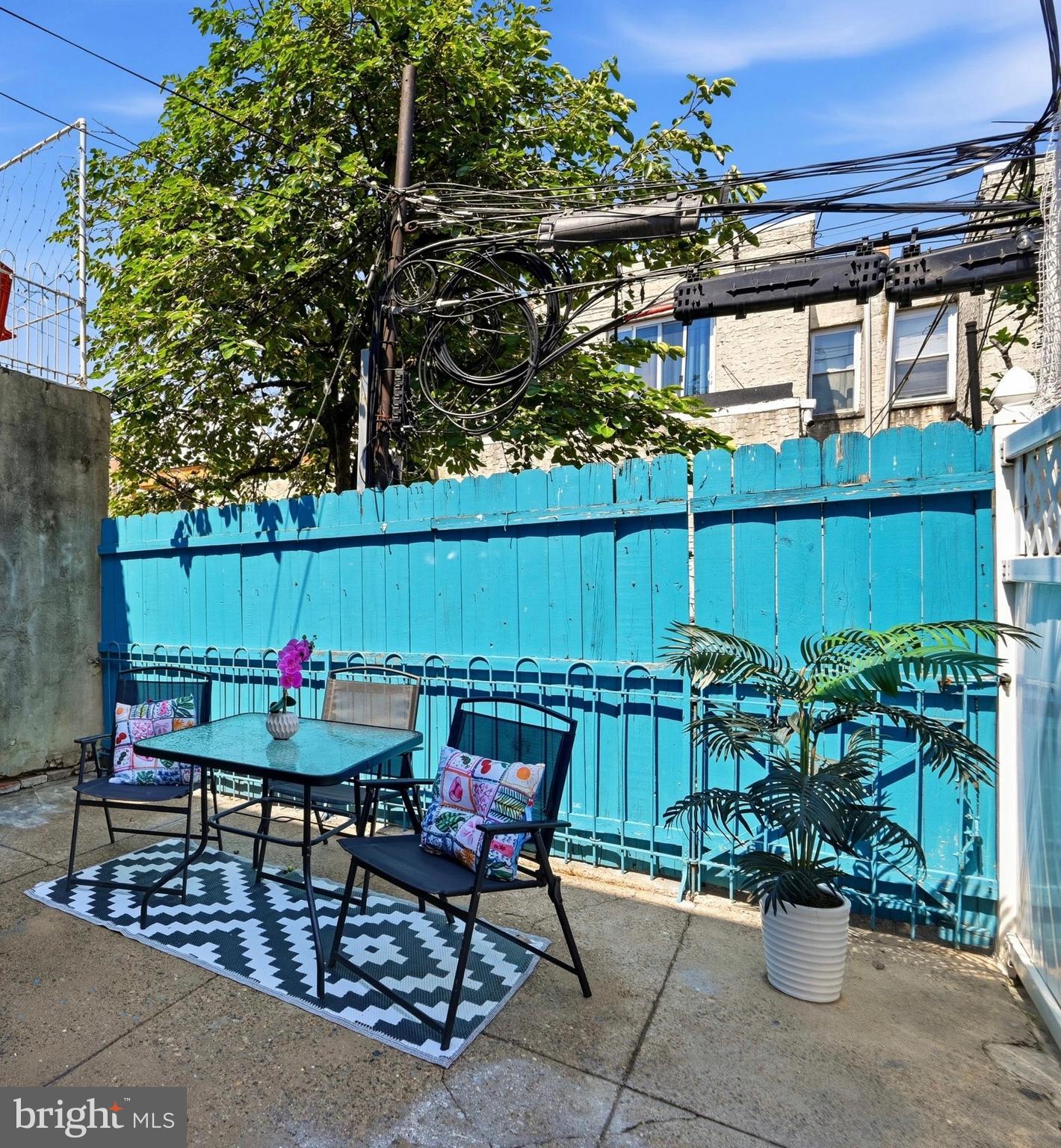 GIRARD ESTATES - Residential