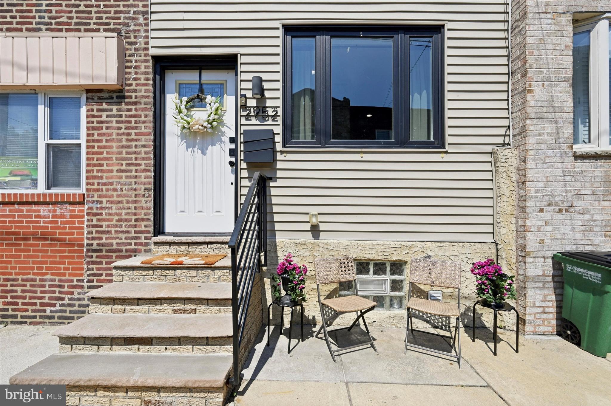 GIRARD ESTATES - Residential