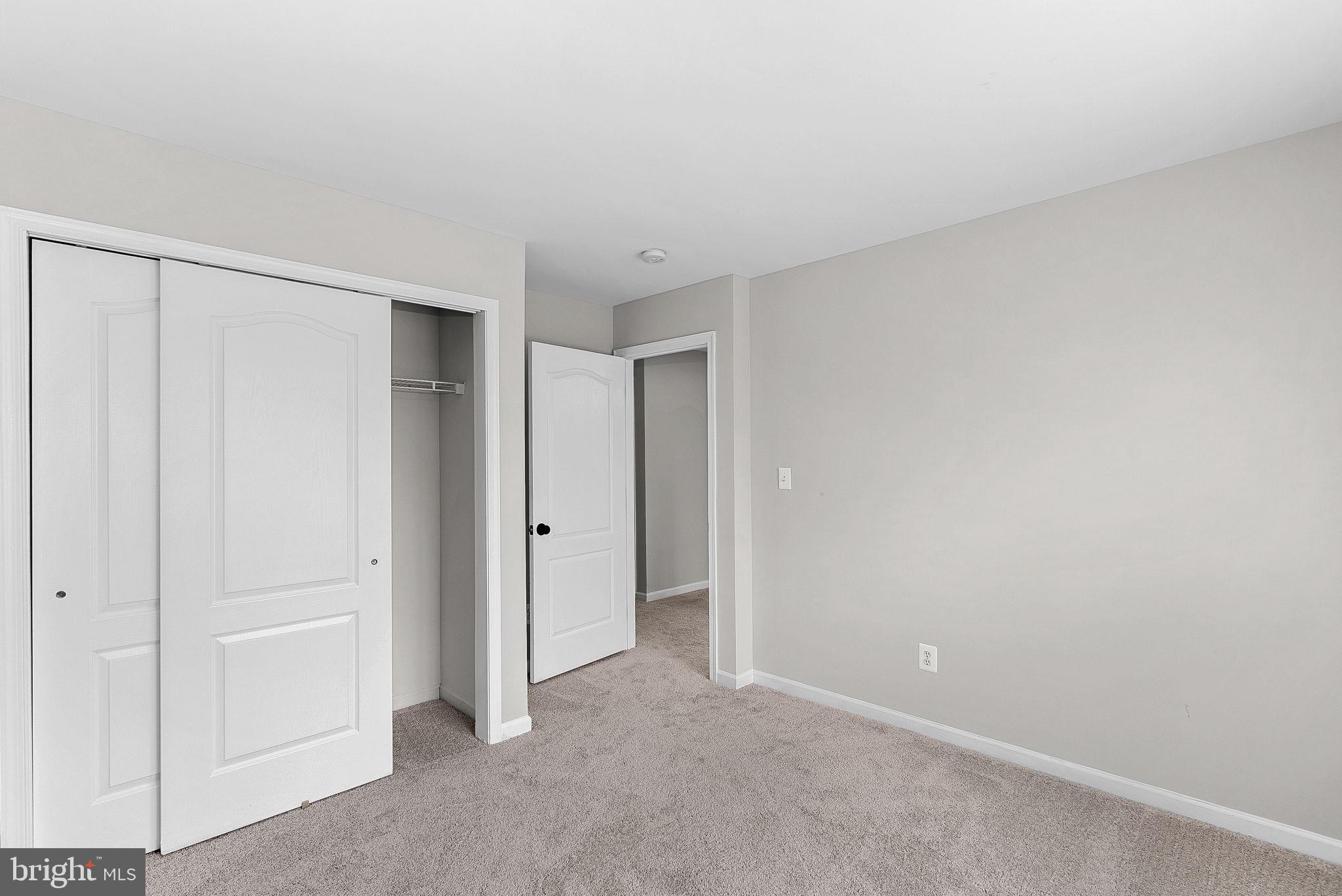 SOUTH RIDING - Residential