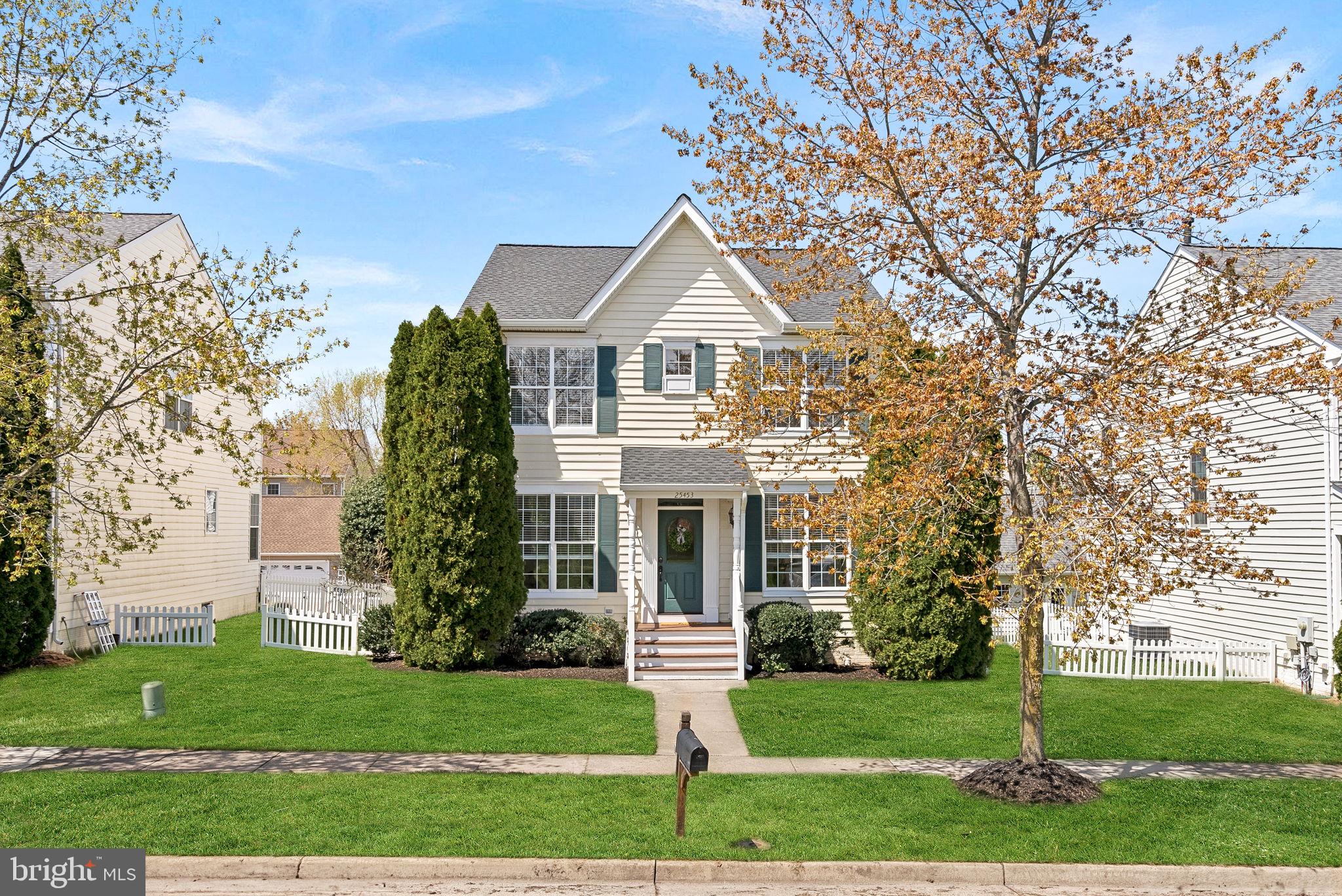 SOUTH RIDING - Residential