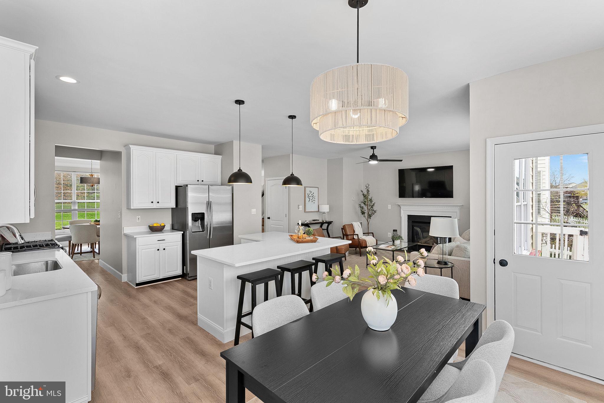 SOUTH RIDING - Residential