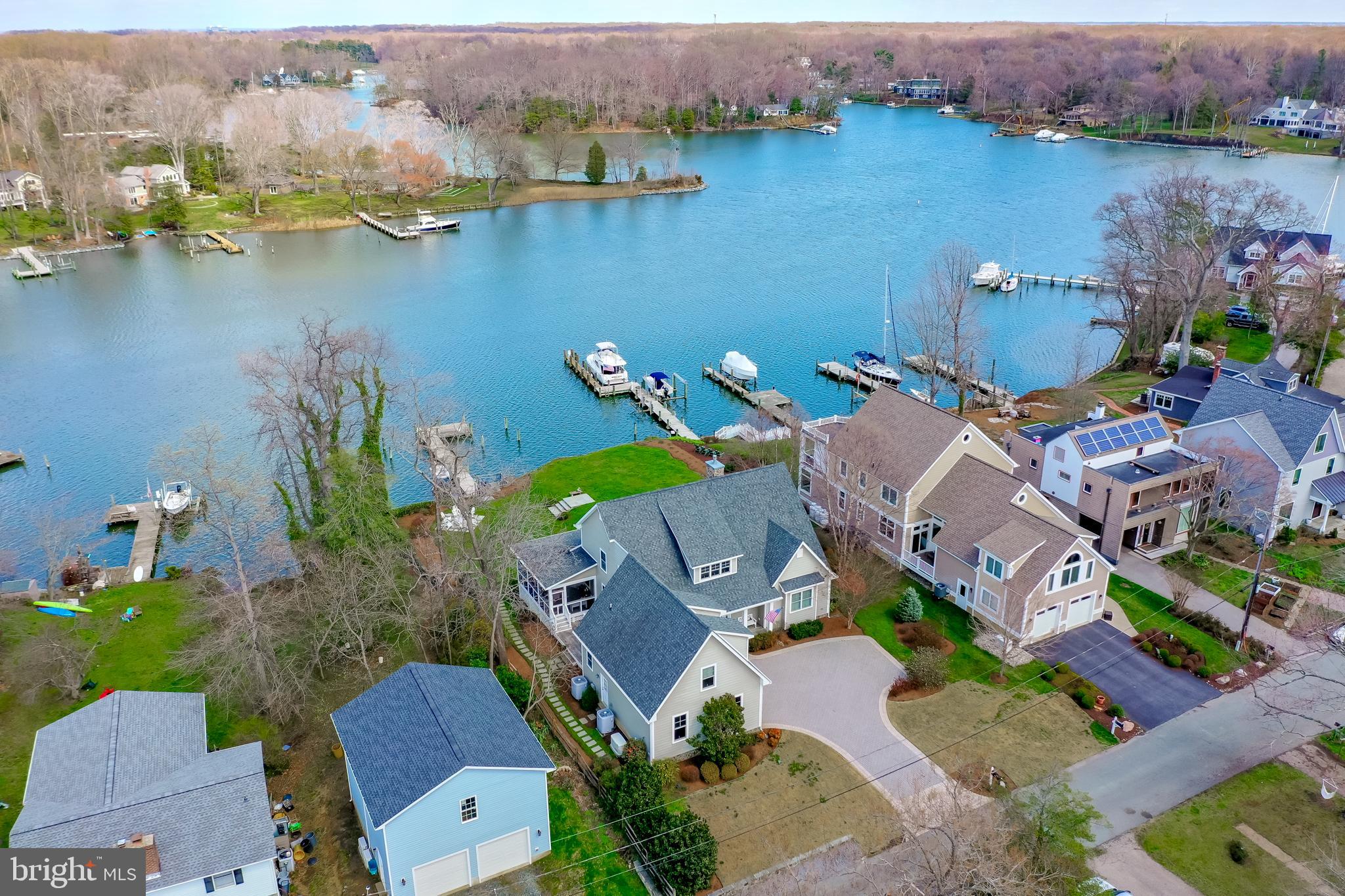 WHITEHALL BEACH - Residential