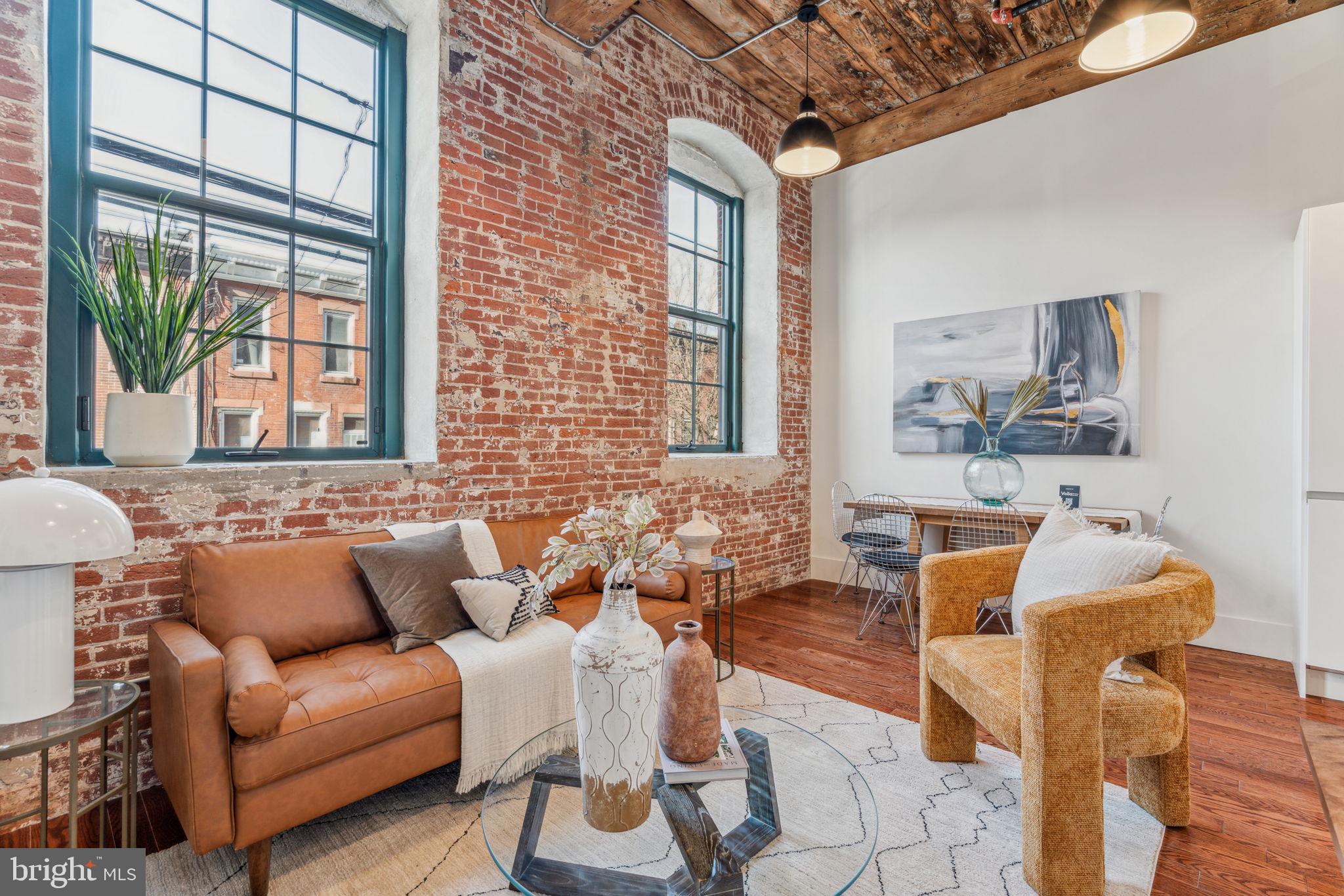 FISHTOWN - Residential Lease
