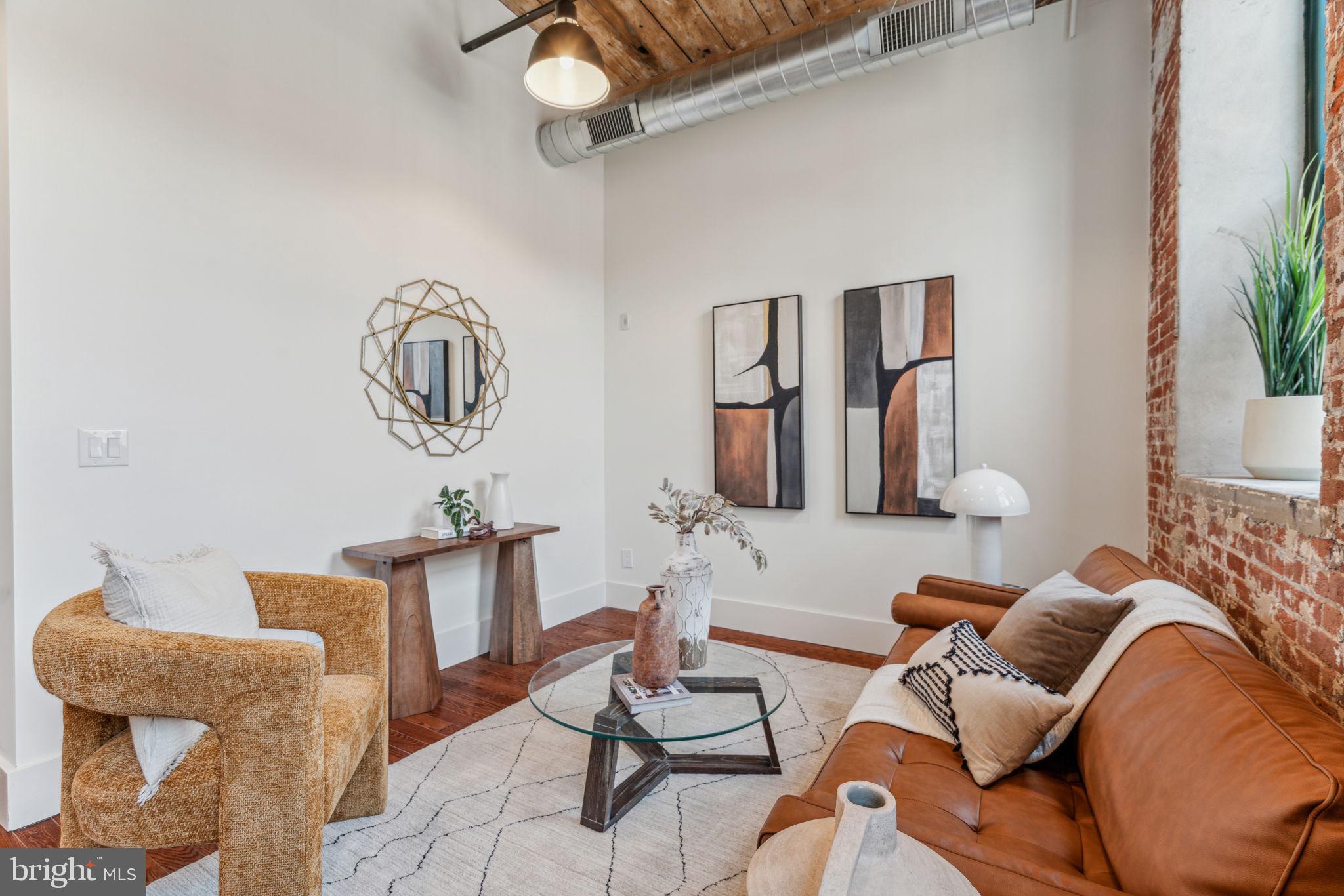 FISHTOWN - Residential Lease