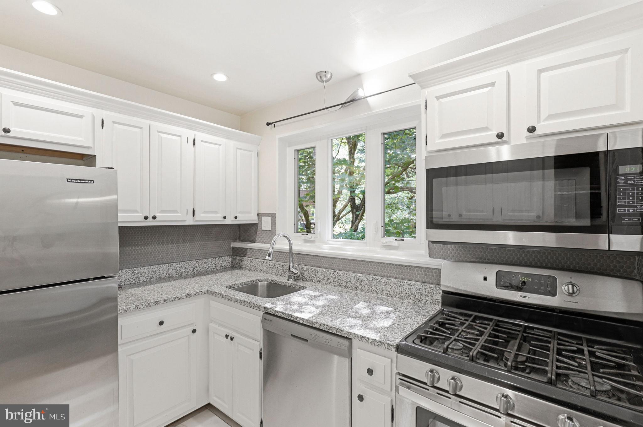 PARKSIDE CONDOMINIUMS - Residential