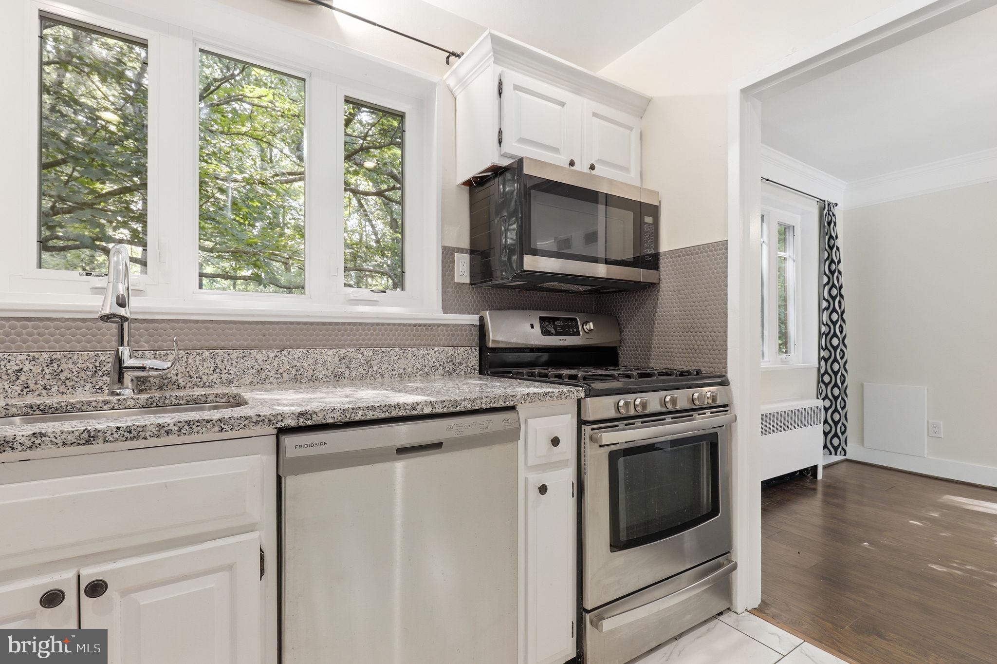 PARKSIDE CONDOMINIUMS - Residential