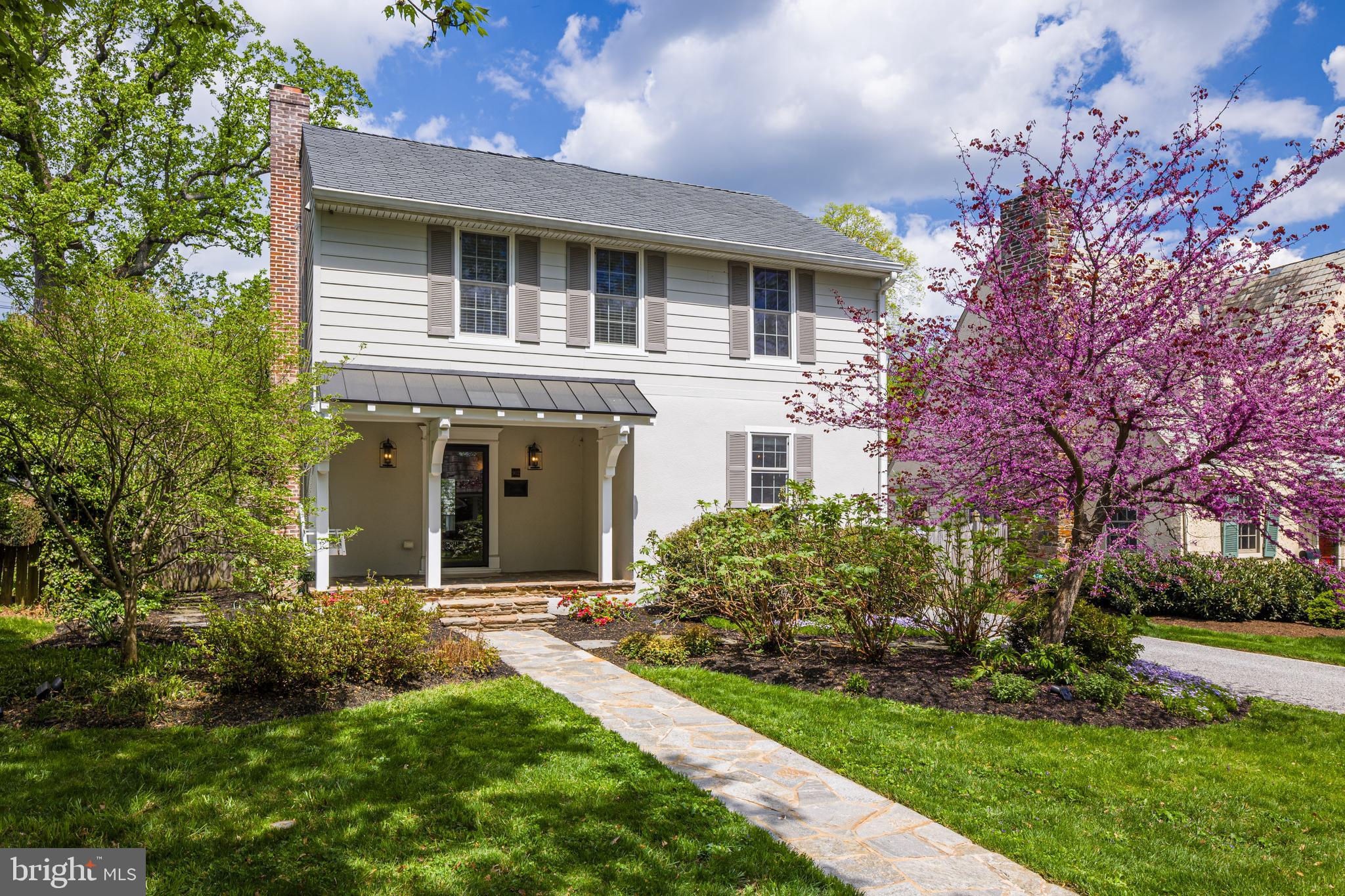 Welcome to 902 Kingston Rd in the historic Stoneleigh neighborhood! This 4-bedroom, 2.5-bath home blends historic character with thoughtful, high-quality updates throughout.

Interior highlights include a fully renovated kitchen with a three seater peninsula, beautifully updated full baths, hardwoods throughout, custom built-ins in the family room and a wood burning fireplace that round out the main level living. The expansive primary suite offers a true retreat, featuring an en-suite dual vanity bath, marble walk in shower and a bedroom-sized walk-in closet.

Outdoor living is a standout, with an inviting stone front porch, a back screened-in porch addition, a new stone patio and a fully redone, professionally landscaped backyard.  A new stone front walkway and portico enhance curb appeal and everyday functionality.

Located on a tree-lined street in this highly sought after community, enjoy access to the neighborhood pool and proximity to Stoneleigh Elementary.

A move-in ready home that's walkable to many shops and restaurants, offering the right mix of charm, updates, and location.