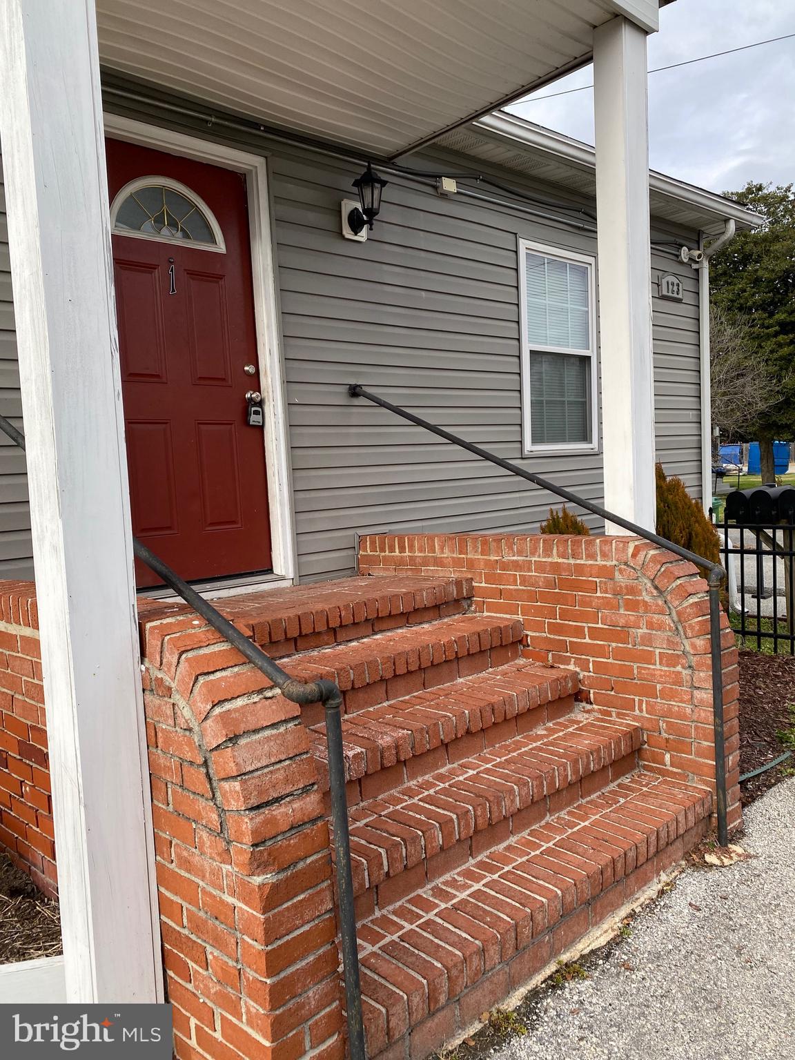 Ready to move in 2 bedroom, 1 bath apartment, update kitchen with stainless steel appliances, updated bathroom, washer & dryer.  Located in Downtown Laurel just blocks from Main Street and the Marc train.  Private gated parking. Easy commute of Route 295, 32, 95 and ICC.  Private parking lot in the back.  Water and and Wi Fi included in rent. Pets case by case.  1 year lease minimum.