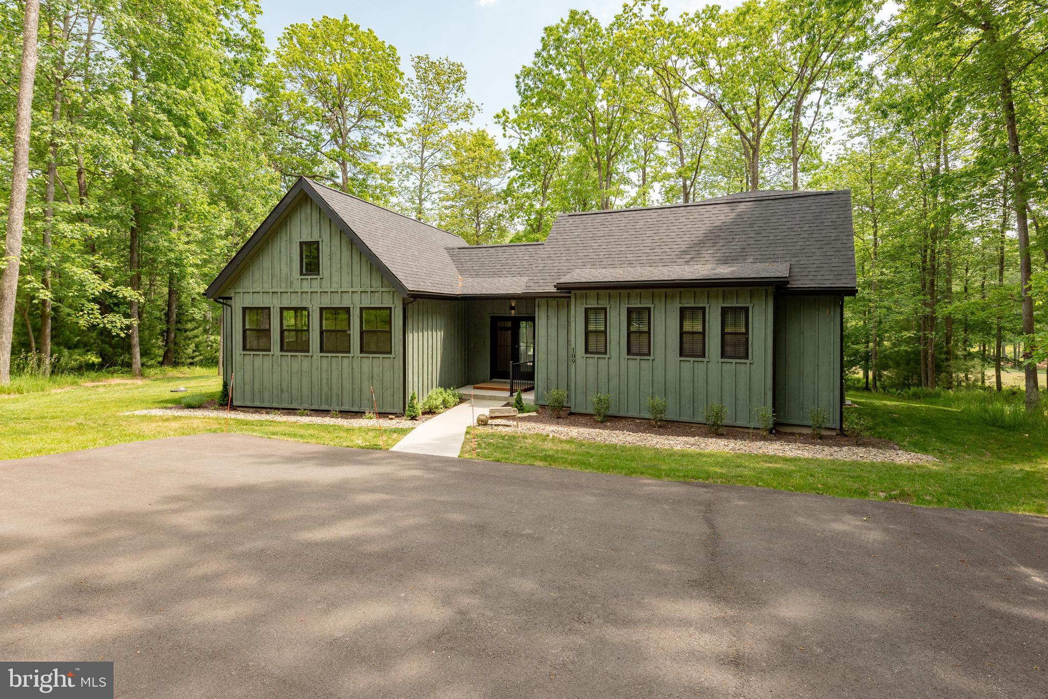 THOUSAND ACRES - Residential