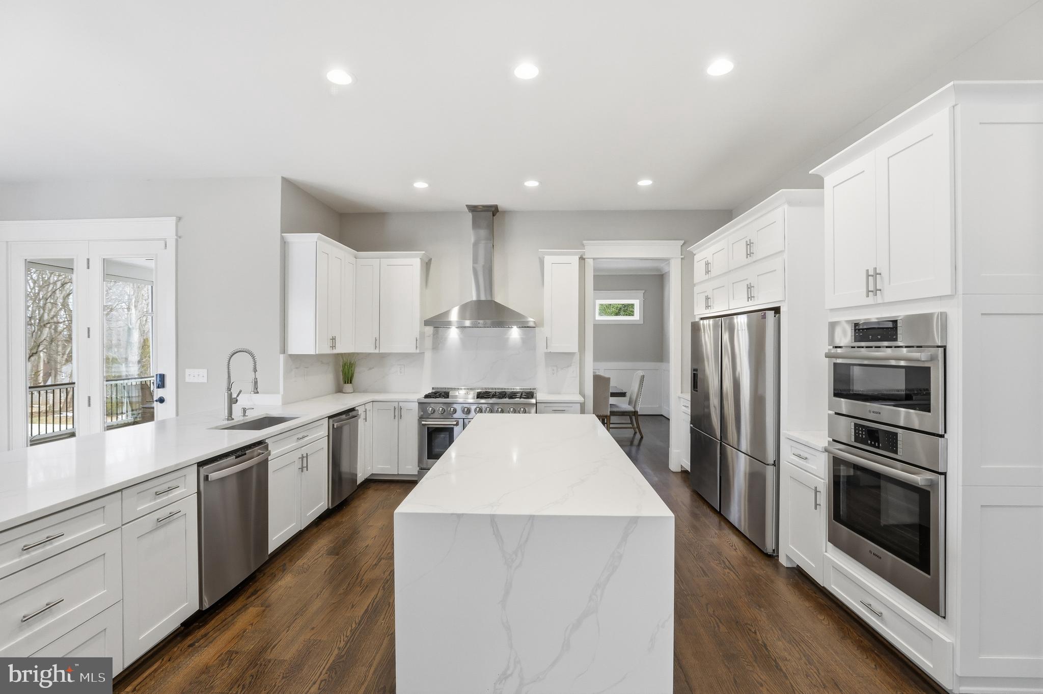 FAIRFAX ACRES - Residential