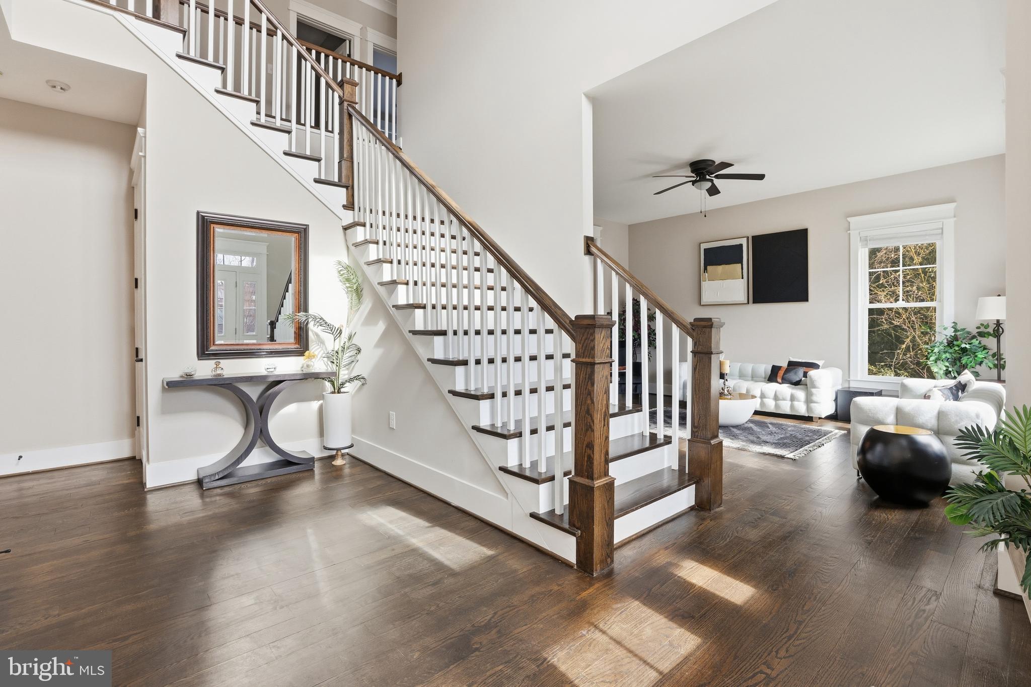 FAIRFAX ACRES - Residential