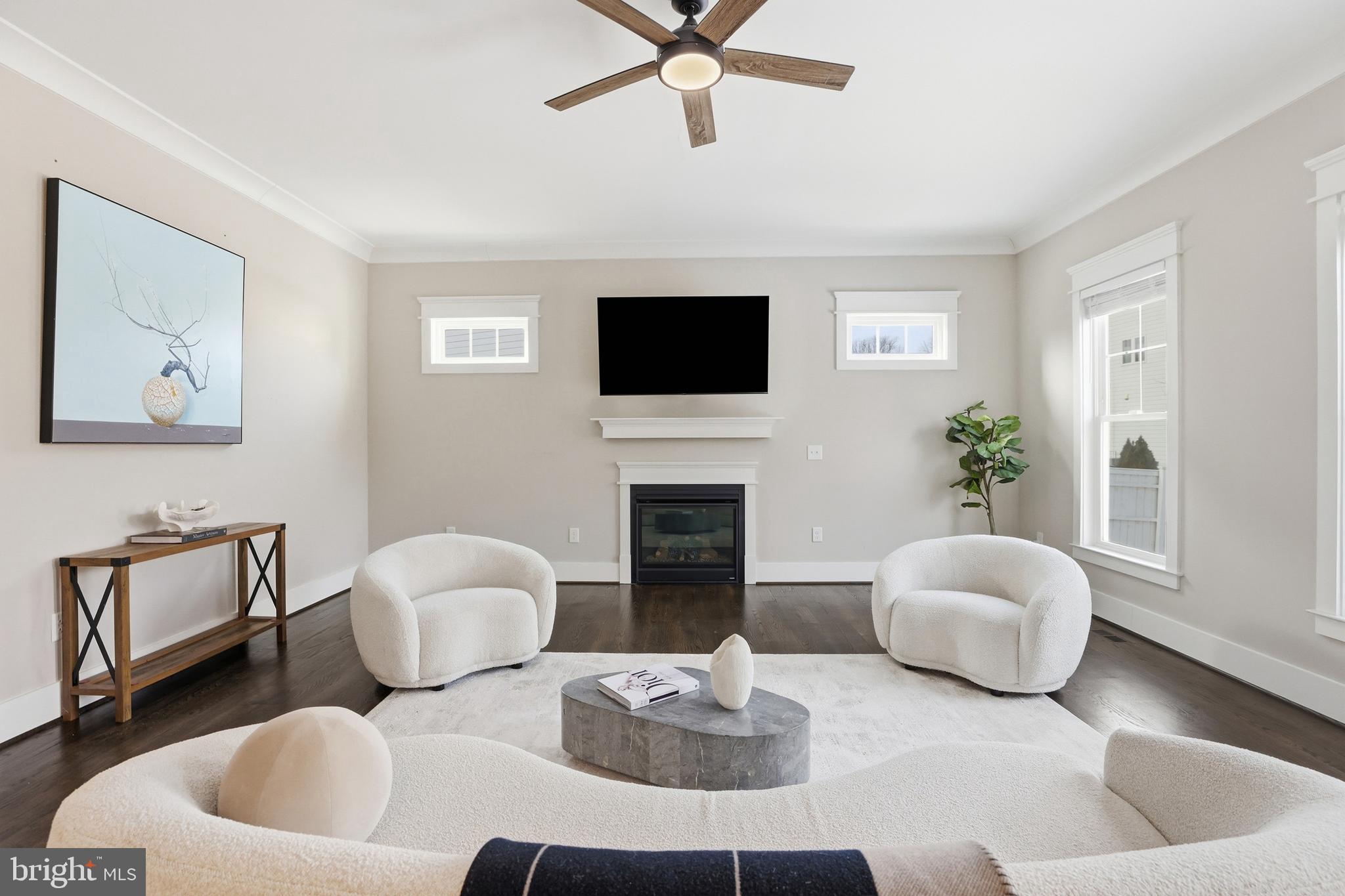 FAIRFAX ACRES - Residential